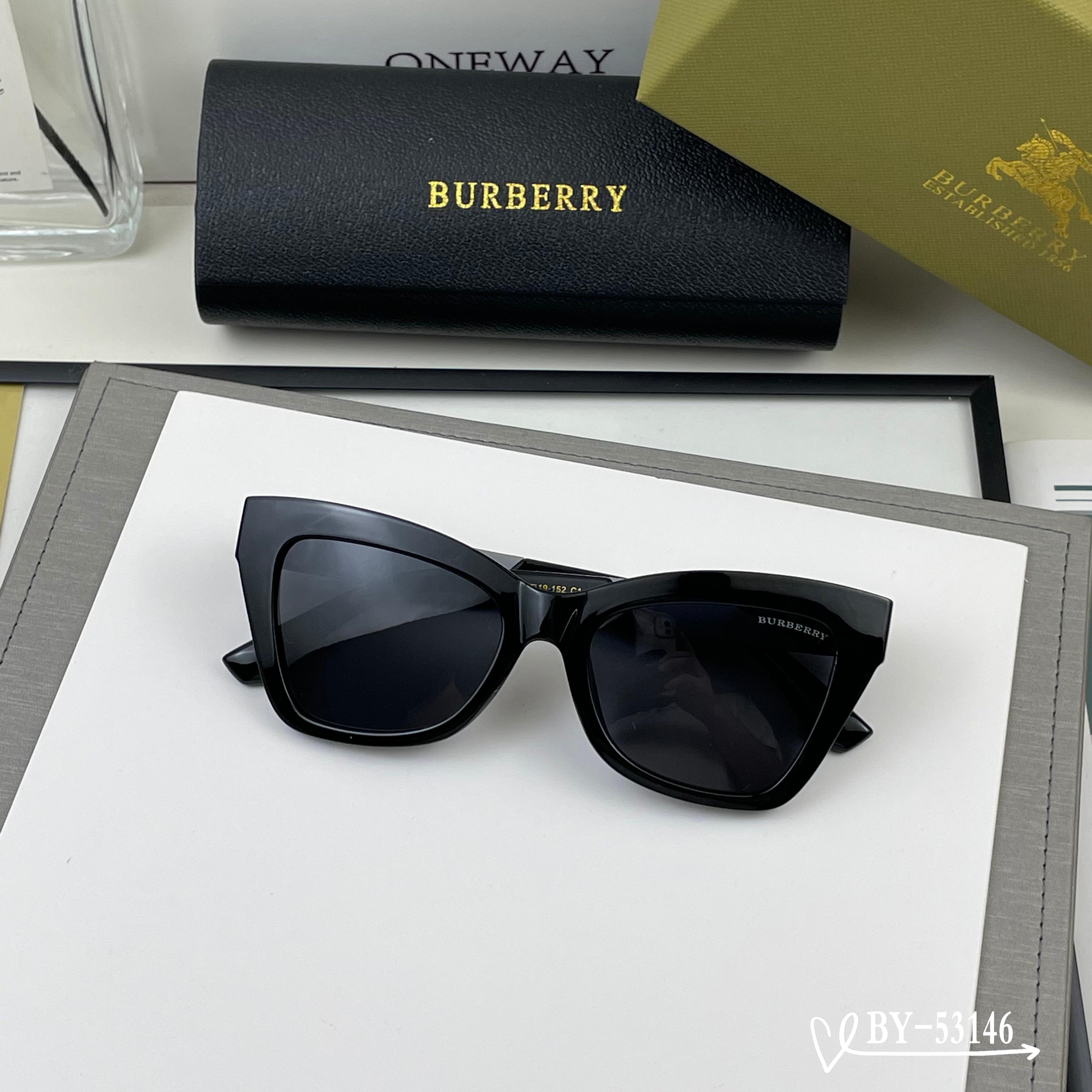 👓.【Burberry-巴宝莉】 🕶.【宝丽来树脂偏光镜片】 ⭐️ .【TR镜架轻便佩戴舒适】 🌟 .【