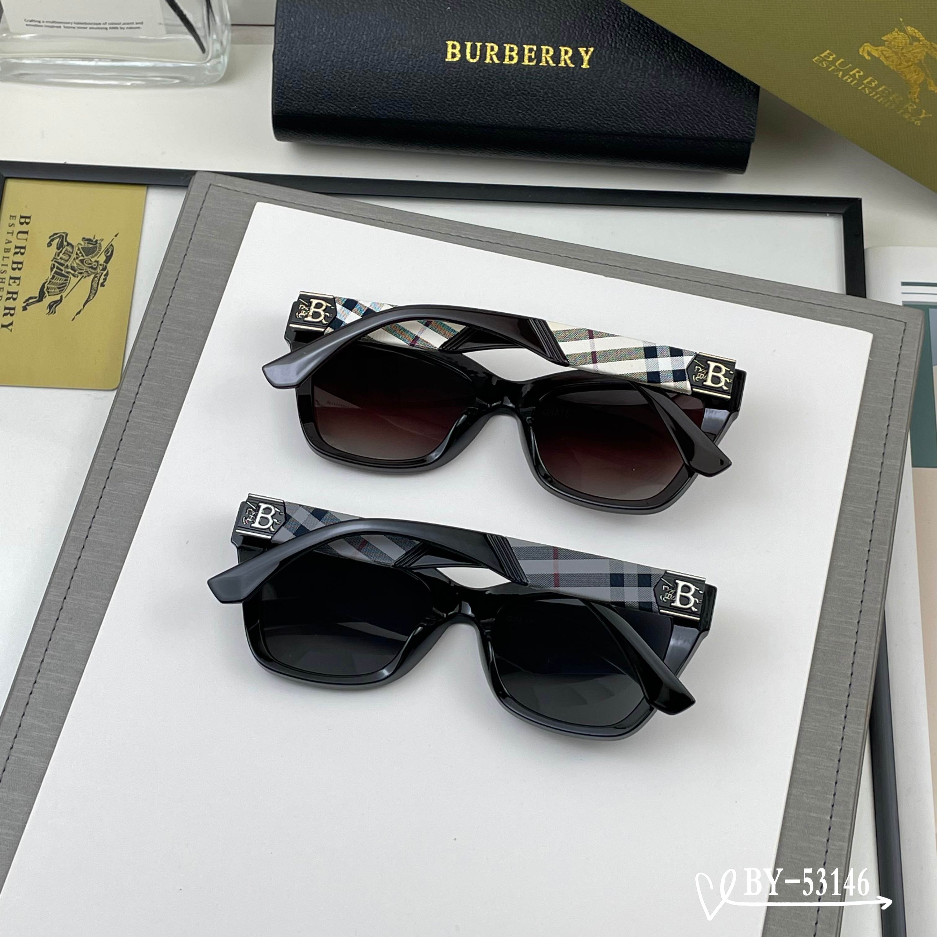 👓.【Burberry-巴宝莉】 🕶.【宝丽来树脂偏光镜片】 ⭐️ .【TR镜架轻便佩戴舒适】 🌟 .【