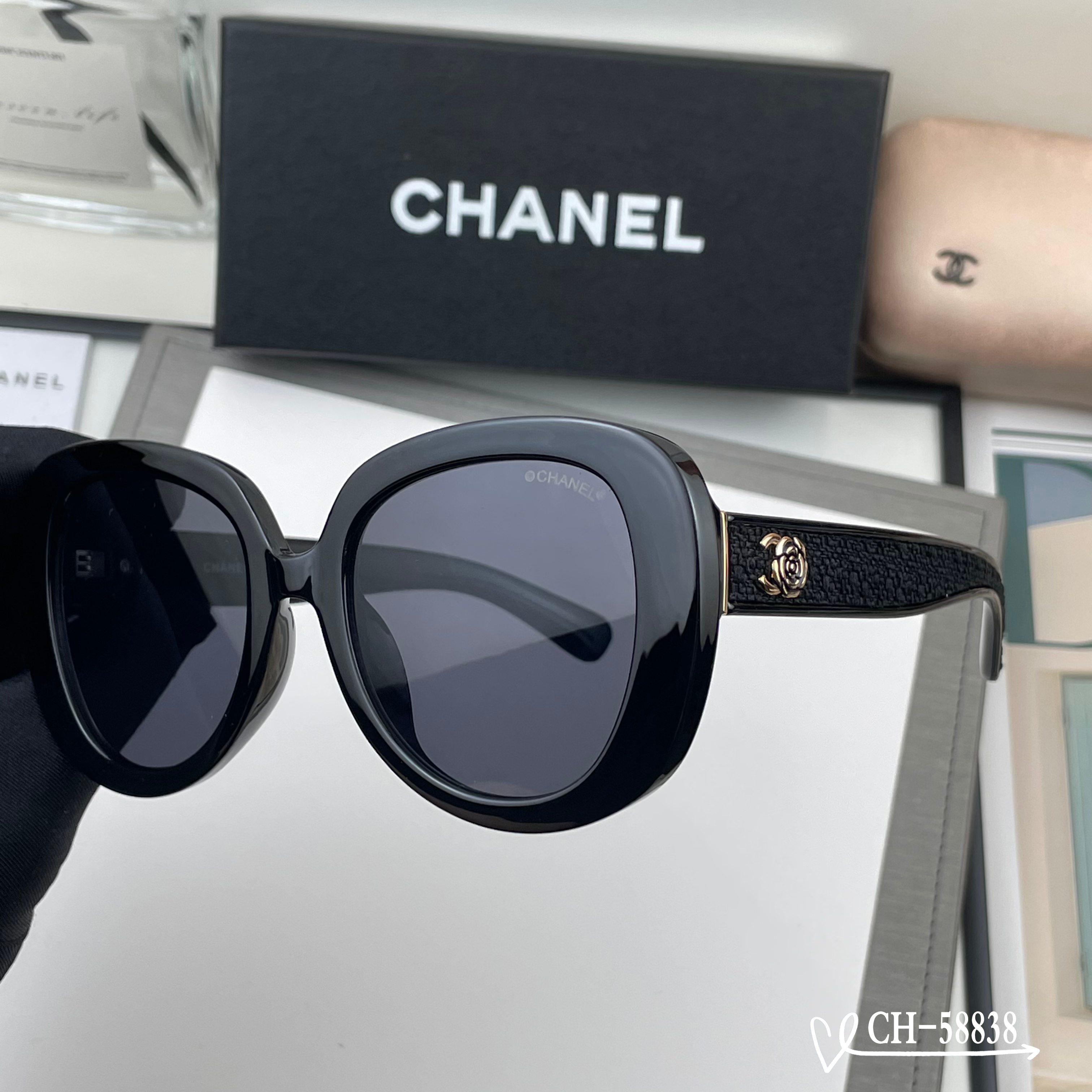👓.【法国香奈儿-CHANEL】 🕶.【宝丽来树脂高清镜片】 ⭐️.【TR镜架-轻便佩戴舒适】 🌟.【s