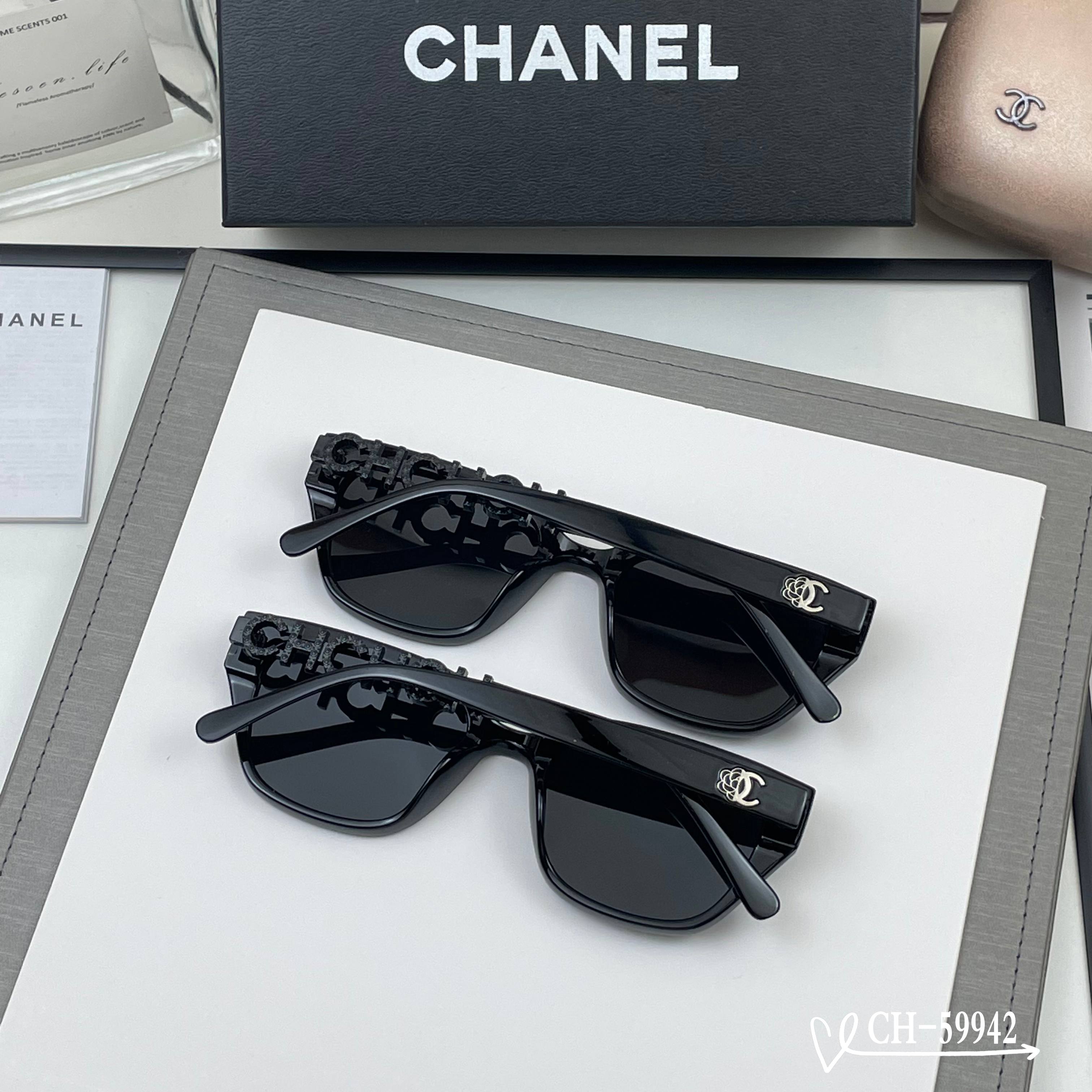 👓.【法国香奈儿-CHANEL】 🕶.【宝丽来树脂高清镜片】 ⭐️.【TR镜架-轻便佩戴舒适】 🌟.【s