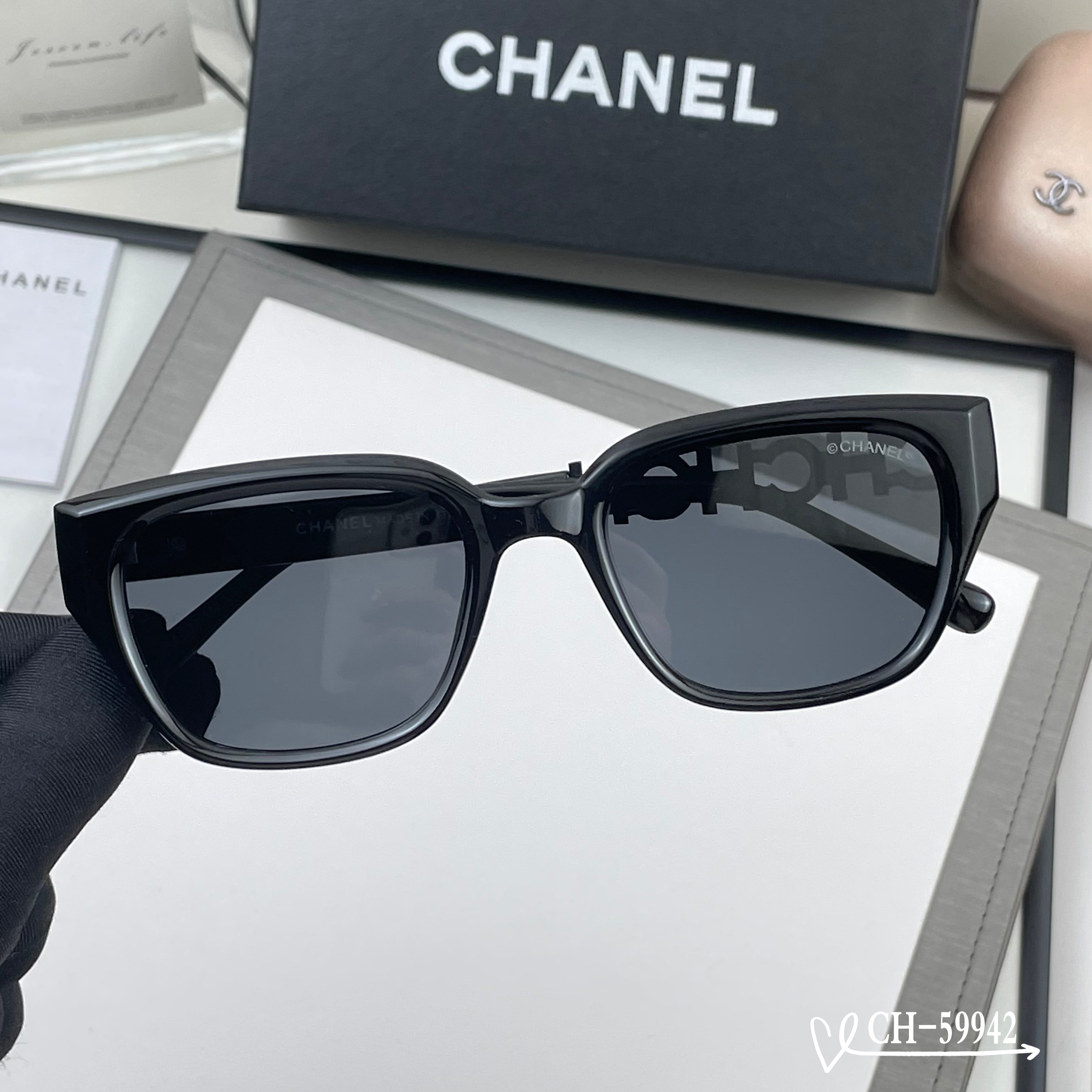 👓.【法国香奈儿-CHANEL】 🕶.【宝丽来树脂高清镜片】 ⭐️.【TR镜架-轻便佩戴舒适】 🌟.【s