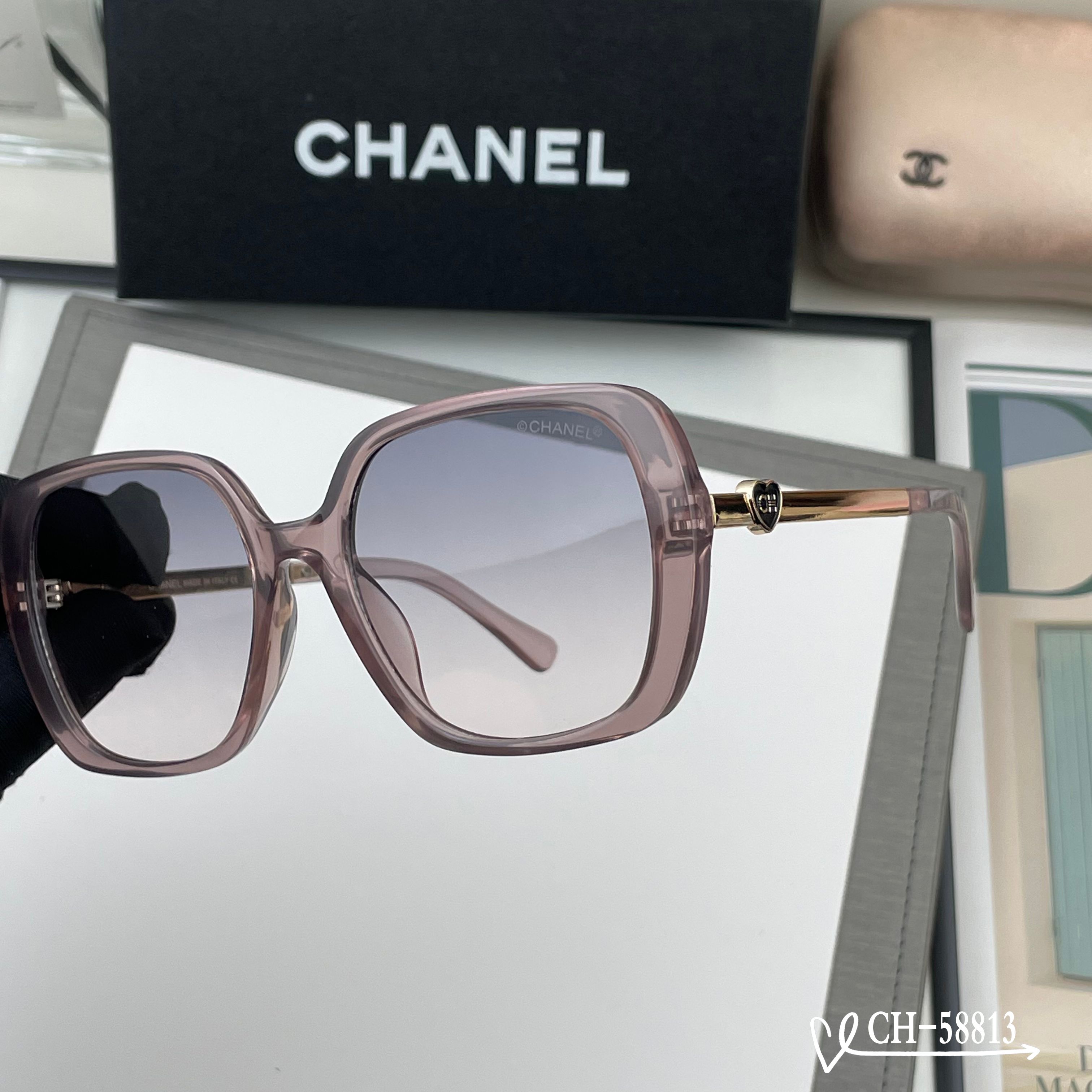 👓.【法国香奈儿-CHANEL】 🕶.【宝丽来树脂高清镜片】 ⭐️.【TR镜架-轻便佩戴舒适】 🌟.【s