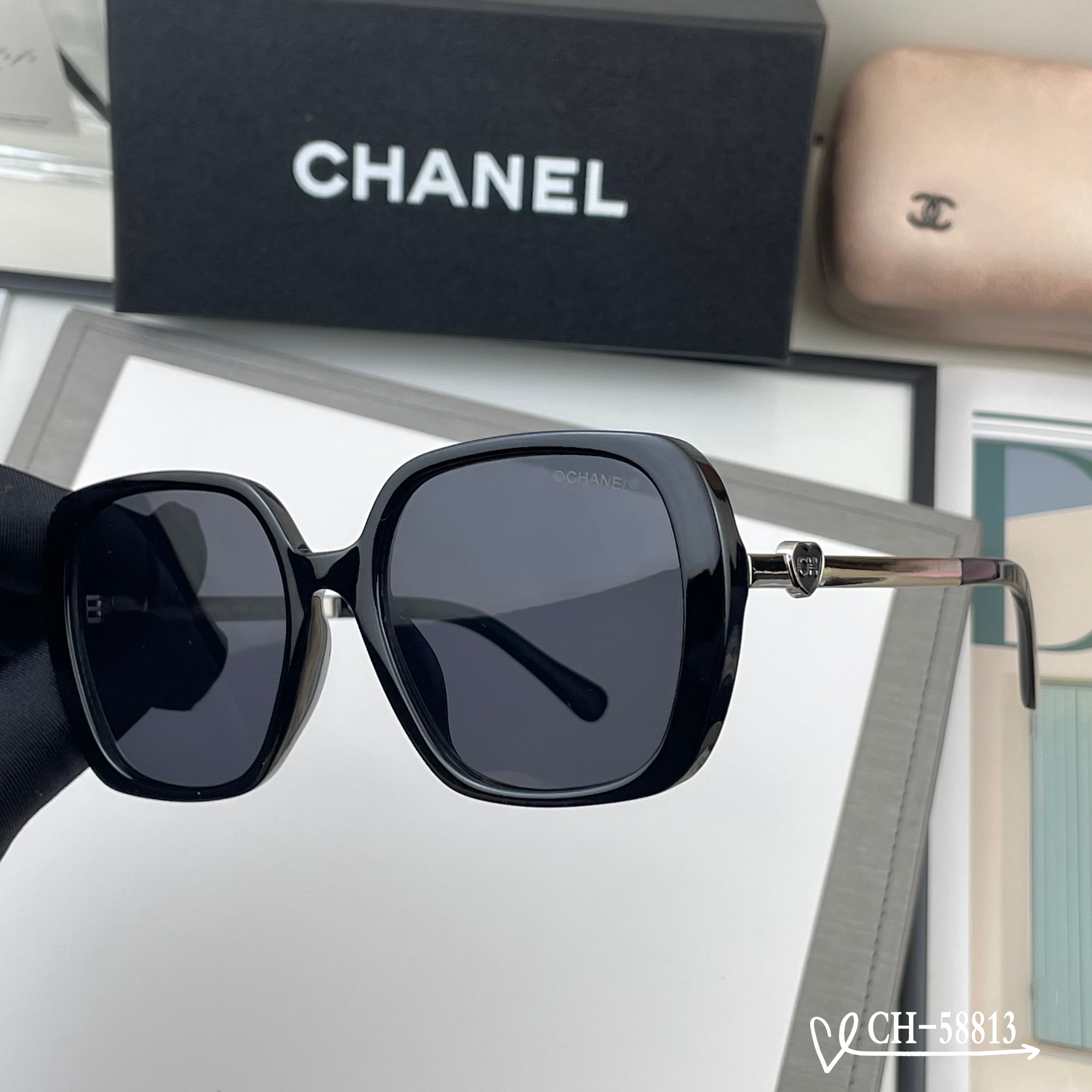 👓.【法国香奈儿-CHANEL】 🕶.【宝丽来树脂高清镜片】 ⭐️.【TR镜架-轻便佩戴舒适】 🌟.【s