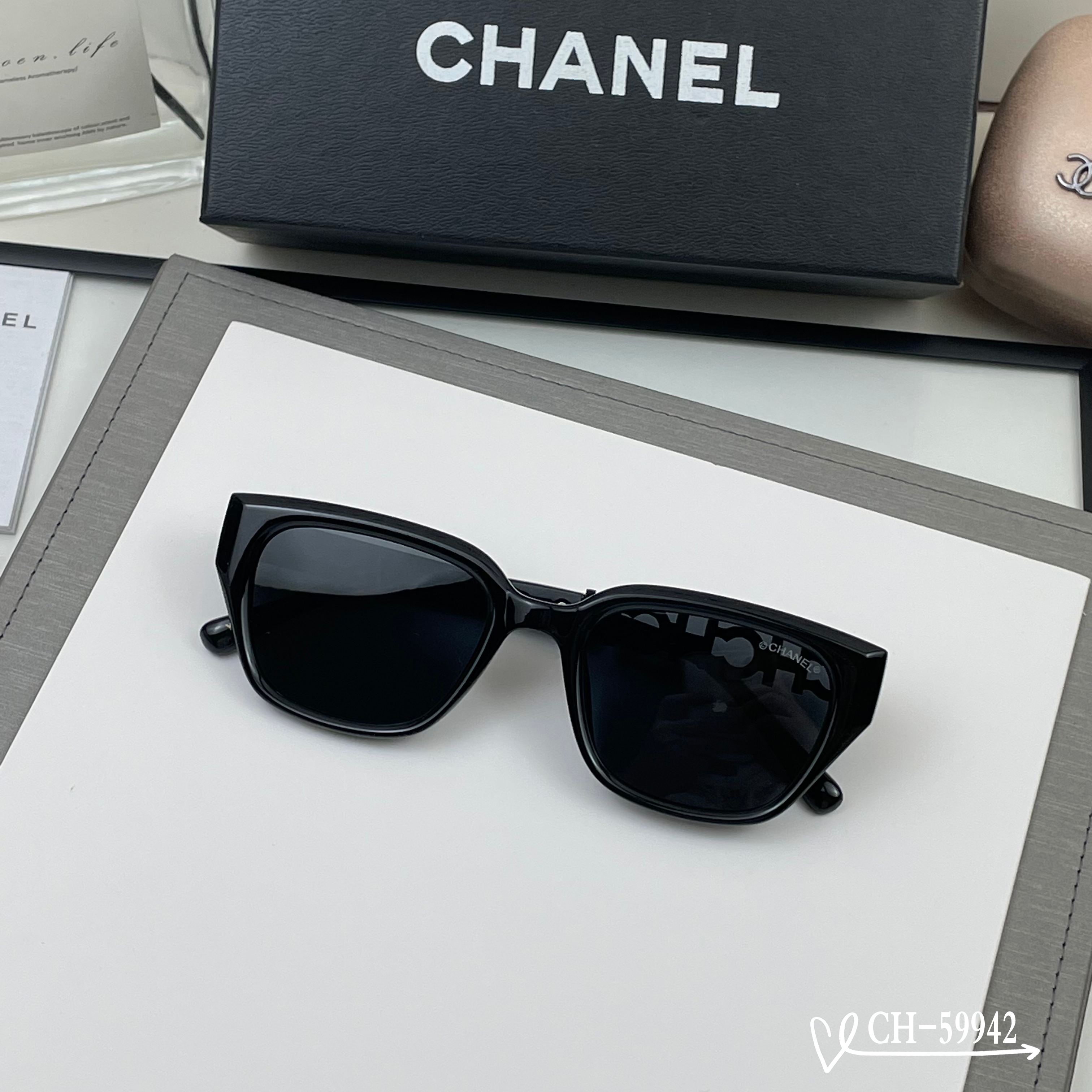 👓.【法国香奈儿-CHANEL】 🕶.【宝丽来树脂高清镜片】 ⭐️.【TR镜架-轻便佩戴舒适】 🌟.【s