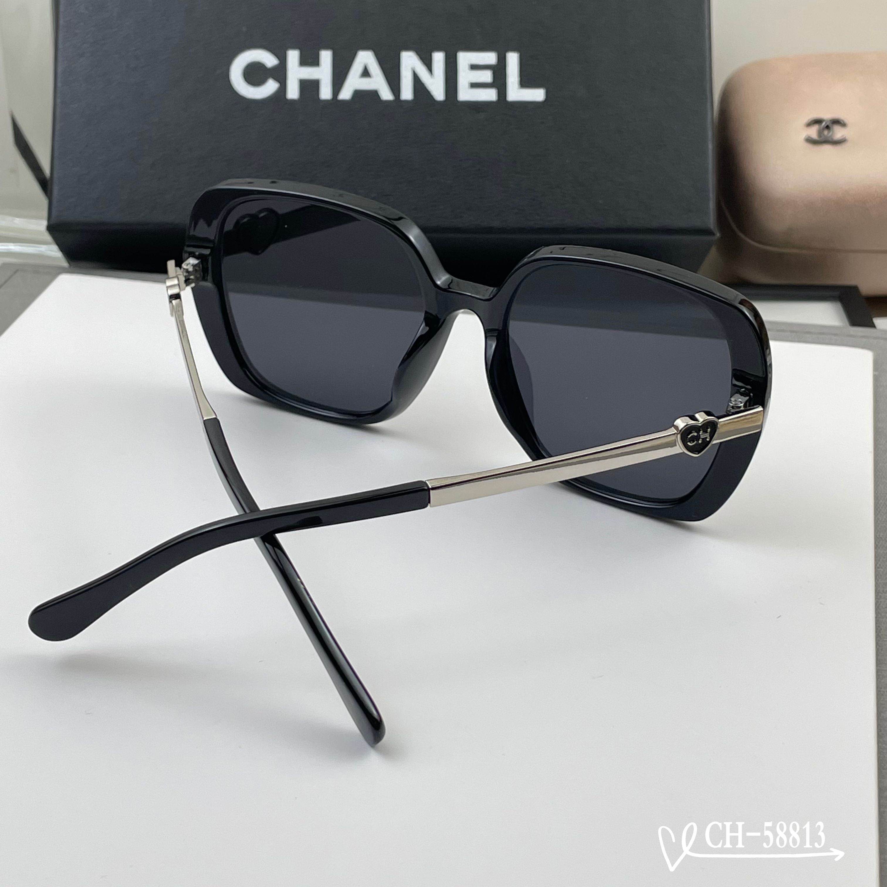 👓.【法国香奈儿-CHANEL】 🕶.【宝丽来树脂高清镜片】 ⭐️.【TR镜架-轻便佩戴舒适】 🌟.【s