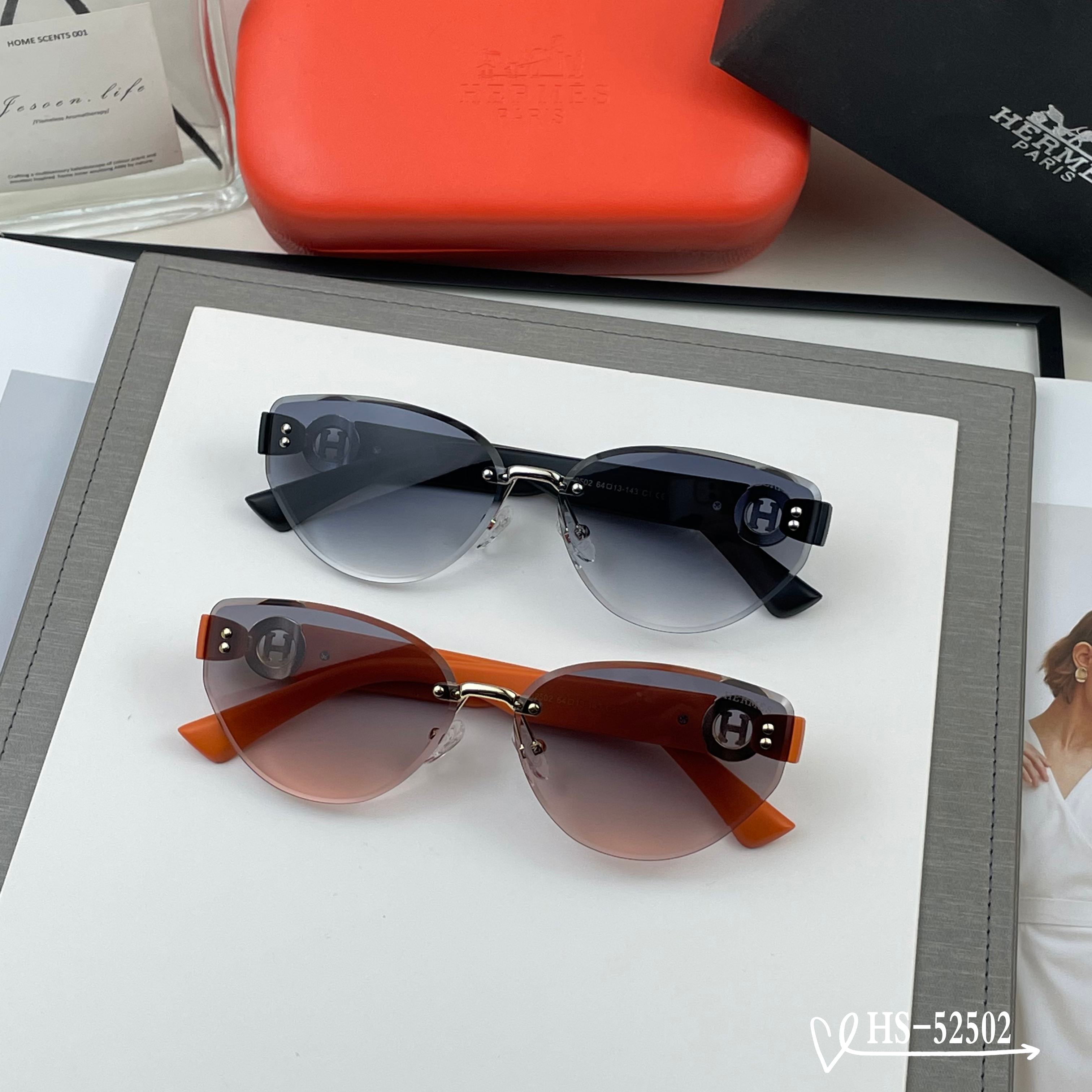 👓.【爱马仕-HERMES】 🕶.【宝丽来树脂偏光镜片】 ⭐️.【TR90镜架轻便佩戴舒适】 🌟.【si