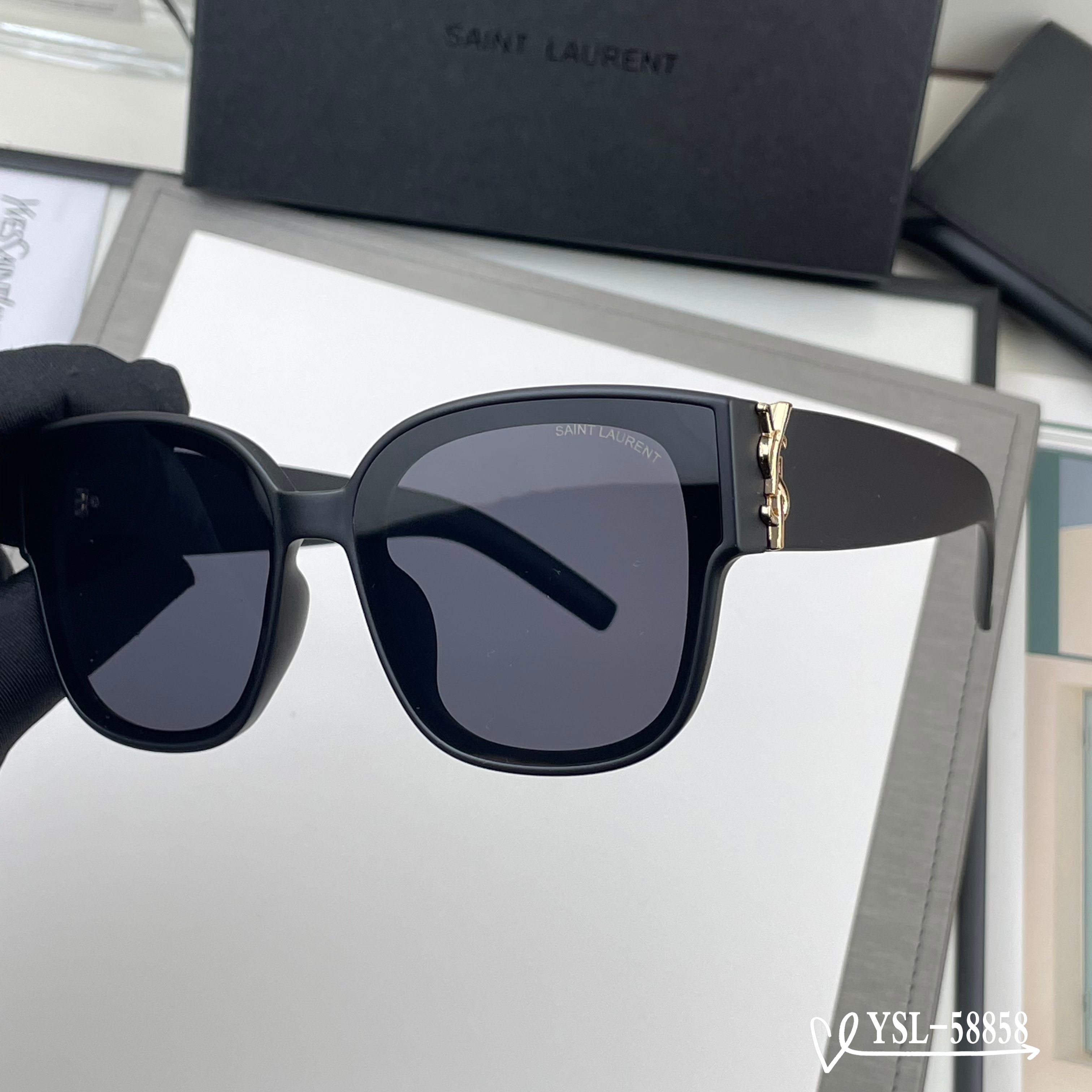 👓.【圣罗兰-ysl】         🕶.【宝丽来树脂高清镜片】         ⭐️ .【TR90镜