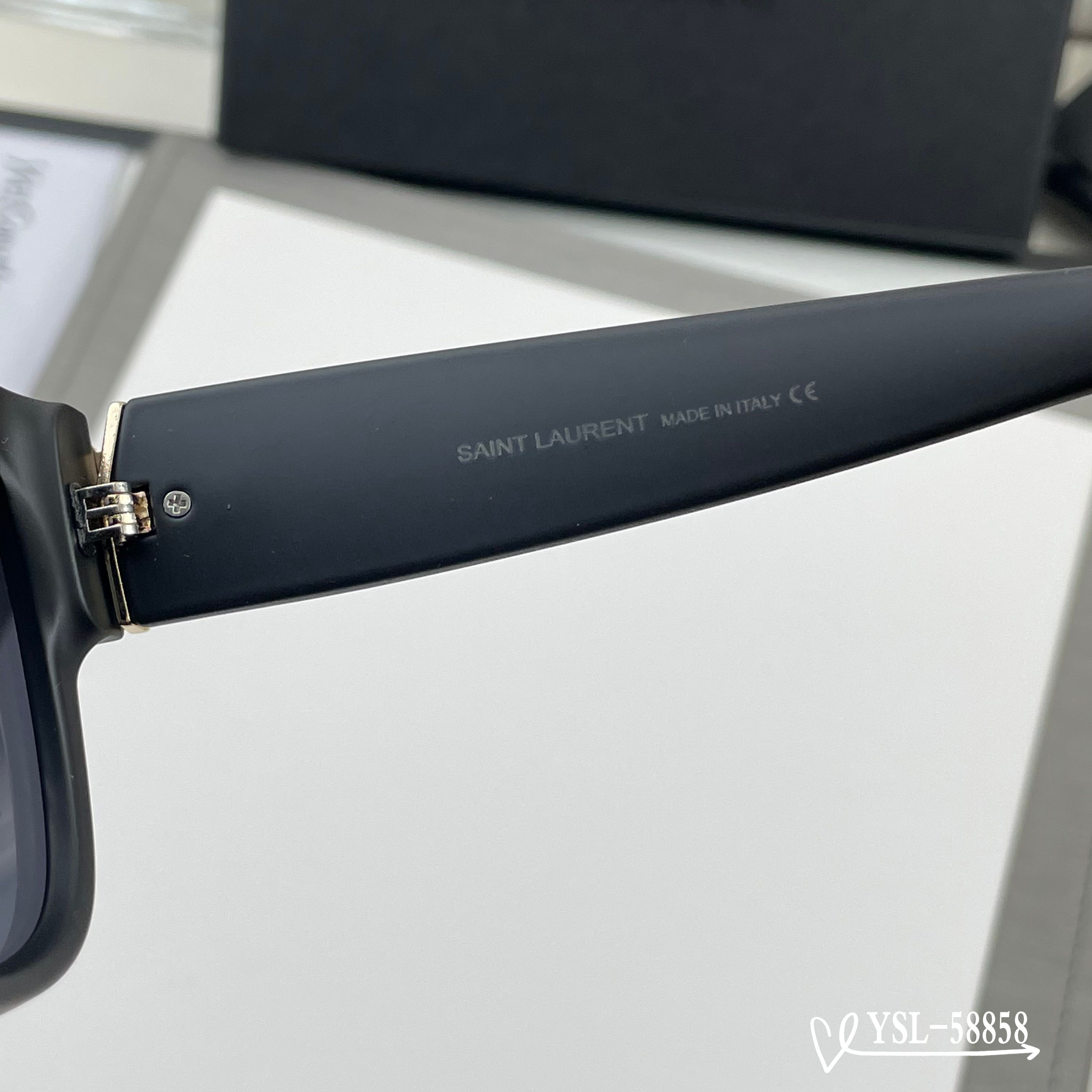 👓.【圣罗兰-ysl】         🕶.【宝丽来树脂高清镜片】         ⭐️ .【TR90镜