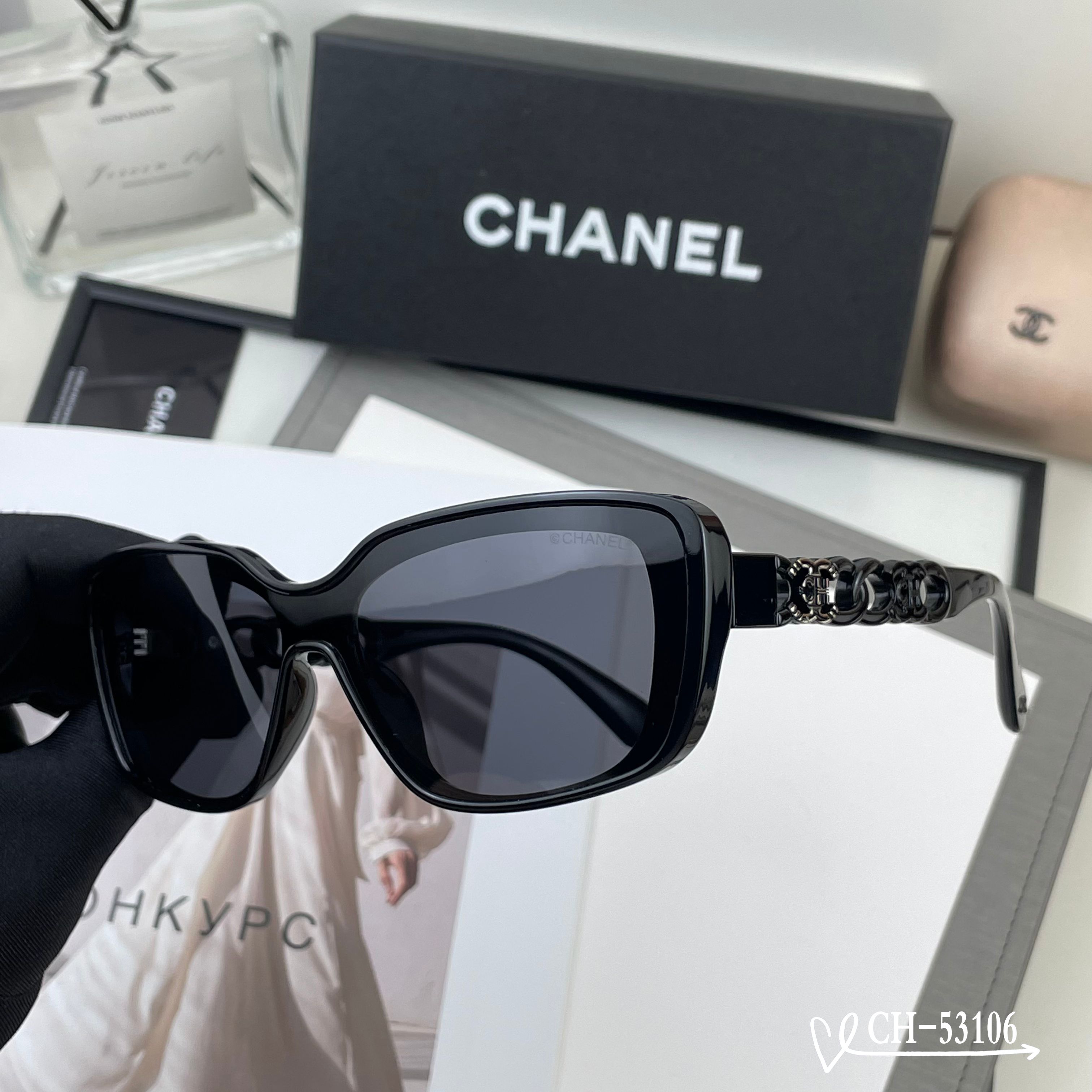 👓.【法国香奈儿-CHANEL】 🕶.【宝丽来树脂高清镜片】 ⭐️.【TR镜架-轻便佩戴舒适】 🌟.【s