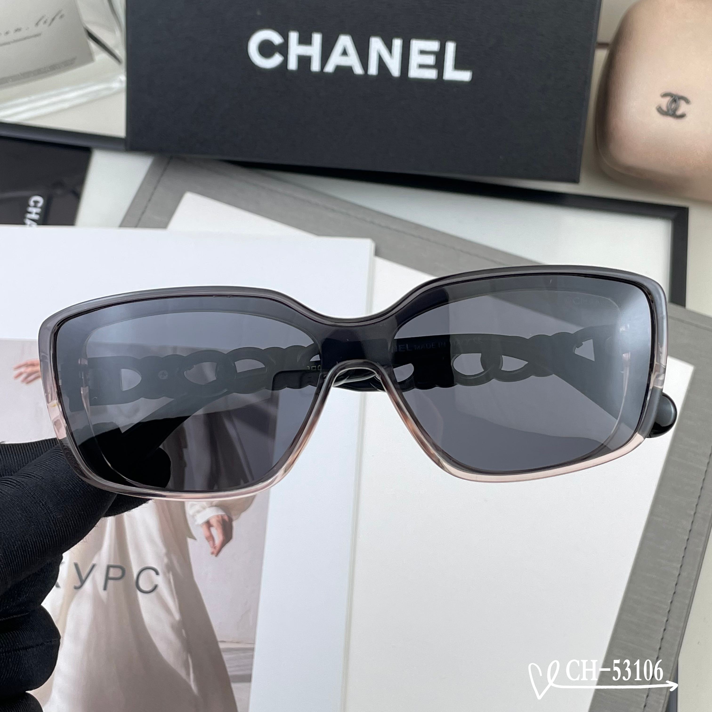 👓.【法国香奈儿-CHANEL】 🕶.【宝丽来树脂高清镜片】 ⭐️.【TR镜架-轻便佩戴舒适】 🌟.【s