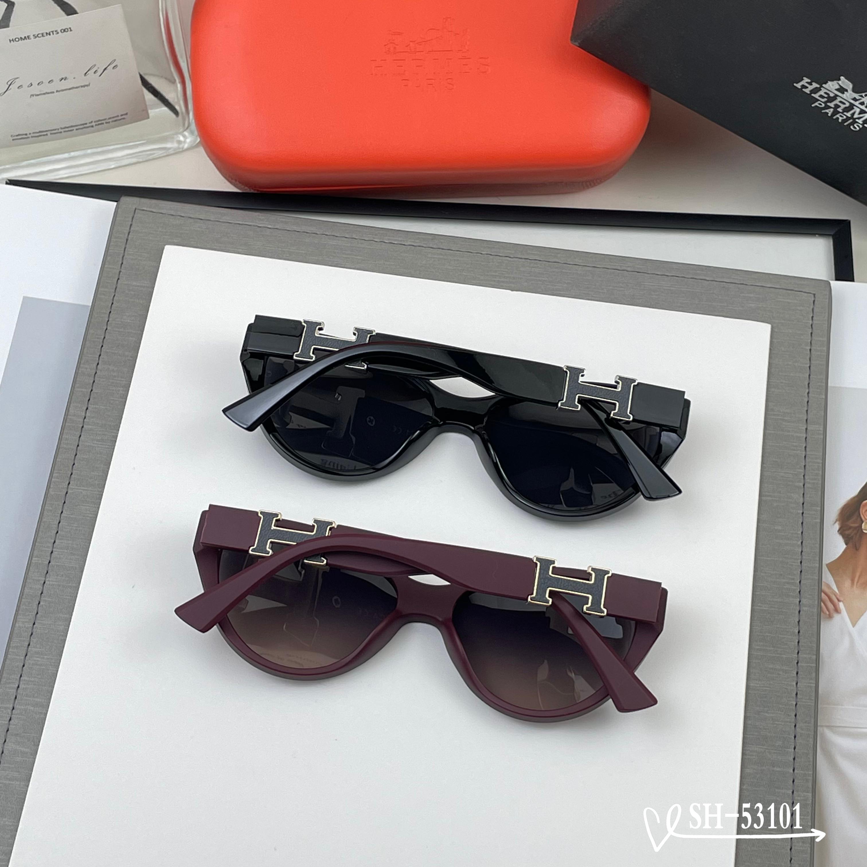 👓.【爱马仕-HERMES】 🕶.【宝丽来树脂偏光镜片】 ⭐️.【TR90镜架轻便佩戴舒适】 🌟.【si