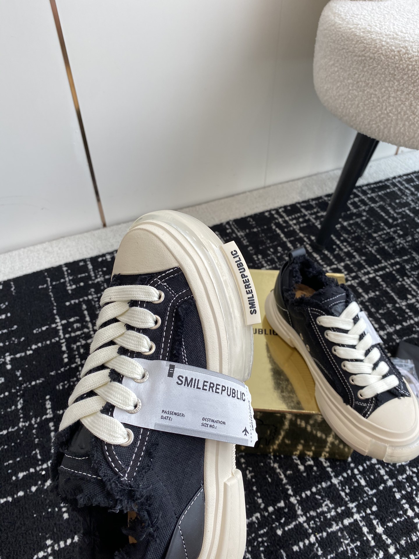 SMILEREPUBLIC Seon Jian Canvas Shoes: Retro Style for Couples’ Leisure Sneakers - 图片 7