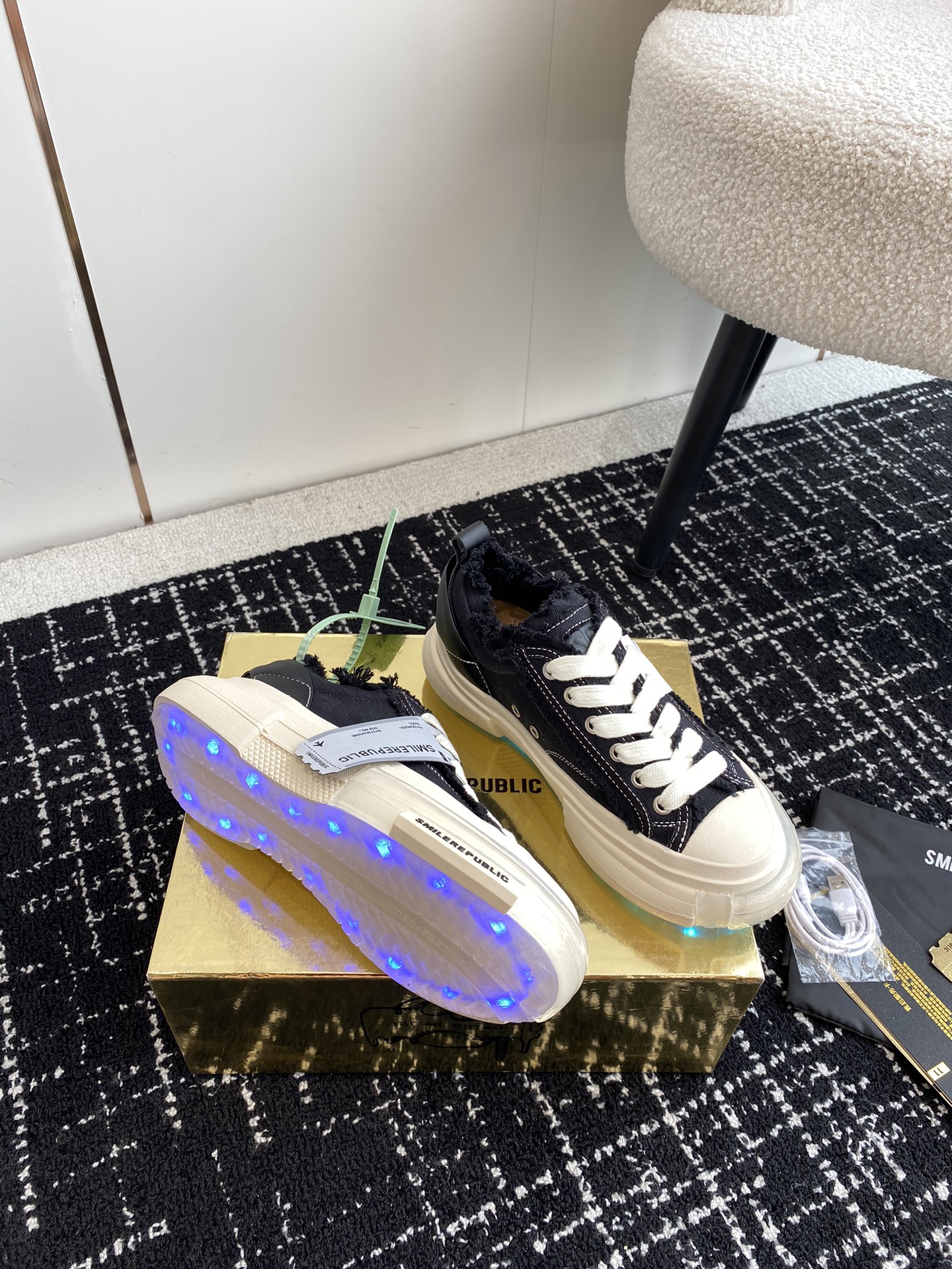 SMILEREPUBLIC Seon Jian Canvas Shoes: Retro Style for Couples’ Leisure Sneakers - 图片 9