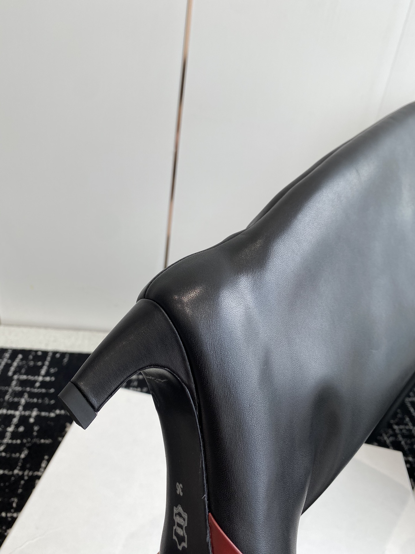 Fashionable ImmI 2023: Glamorous Cat & Pointy Boots Collection, 1:1 Prototype, Italian Platinum Bottom - 图片 7