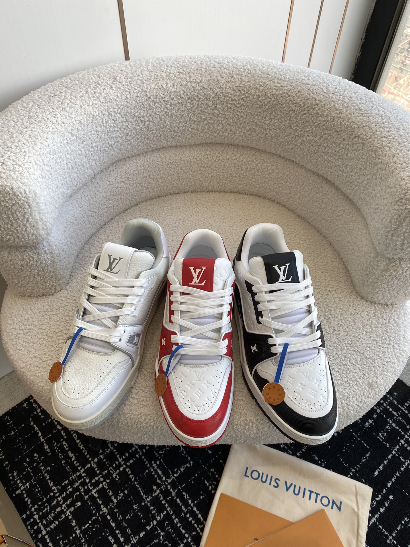 [Louis Vuitton Women