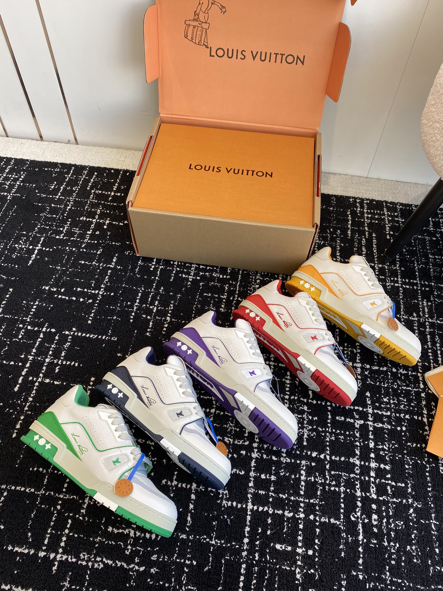 [Louis Vuitton Women