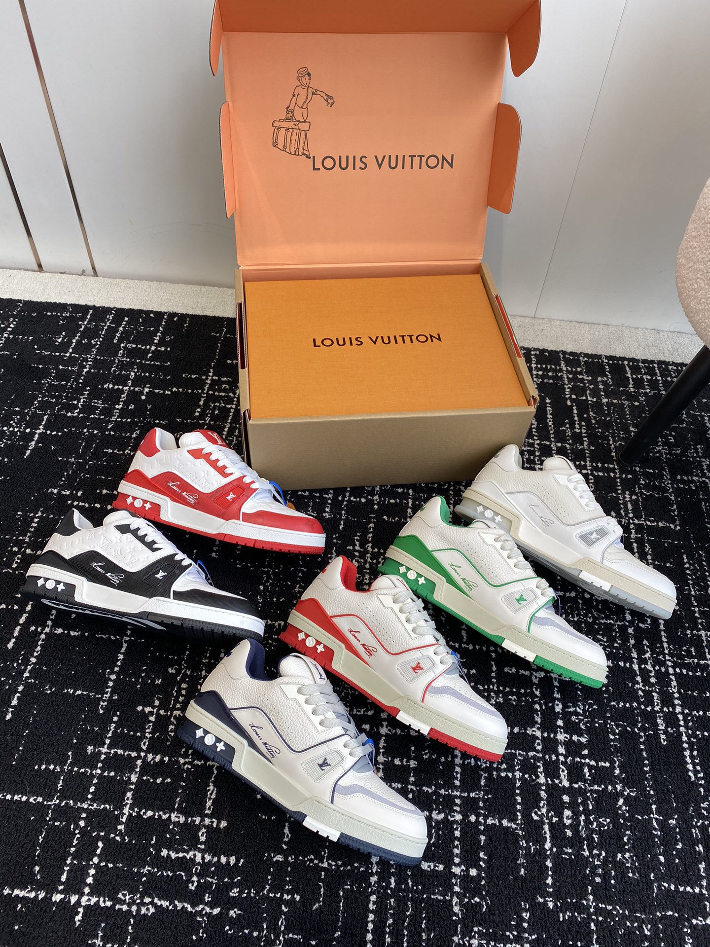 [Louis Vuitton Women