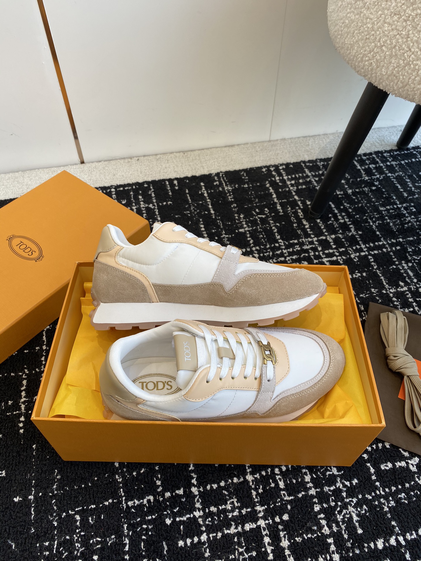 Trendy Tods Loafers for Daily Commuting: Comfortable and Stylish Classic Design - 图片 4
