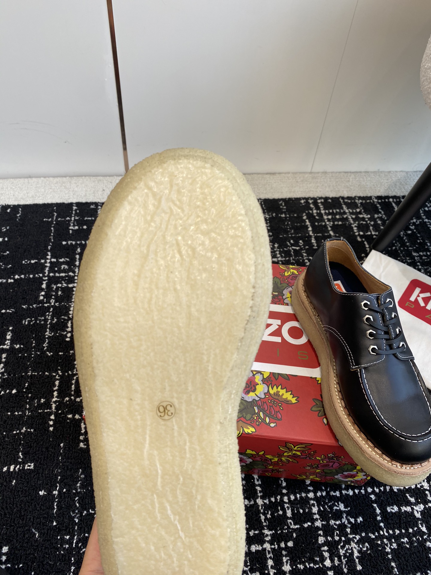KENZO Kangaroo Shoes: Stylish, Comfortable, and Unisex – A Dream Substitute for $925 - 图片 9