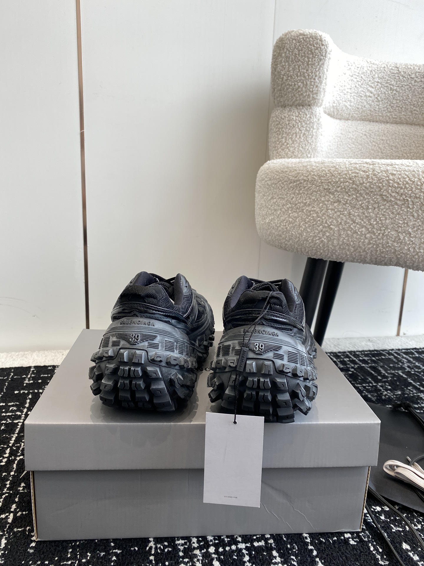 BalenciagaDefender巴黎世家墨绿轮胎鞋做旧原厂原档案开发原盒原标原厂鞋楦打造出原汁原味版