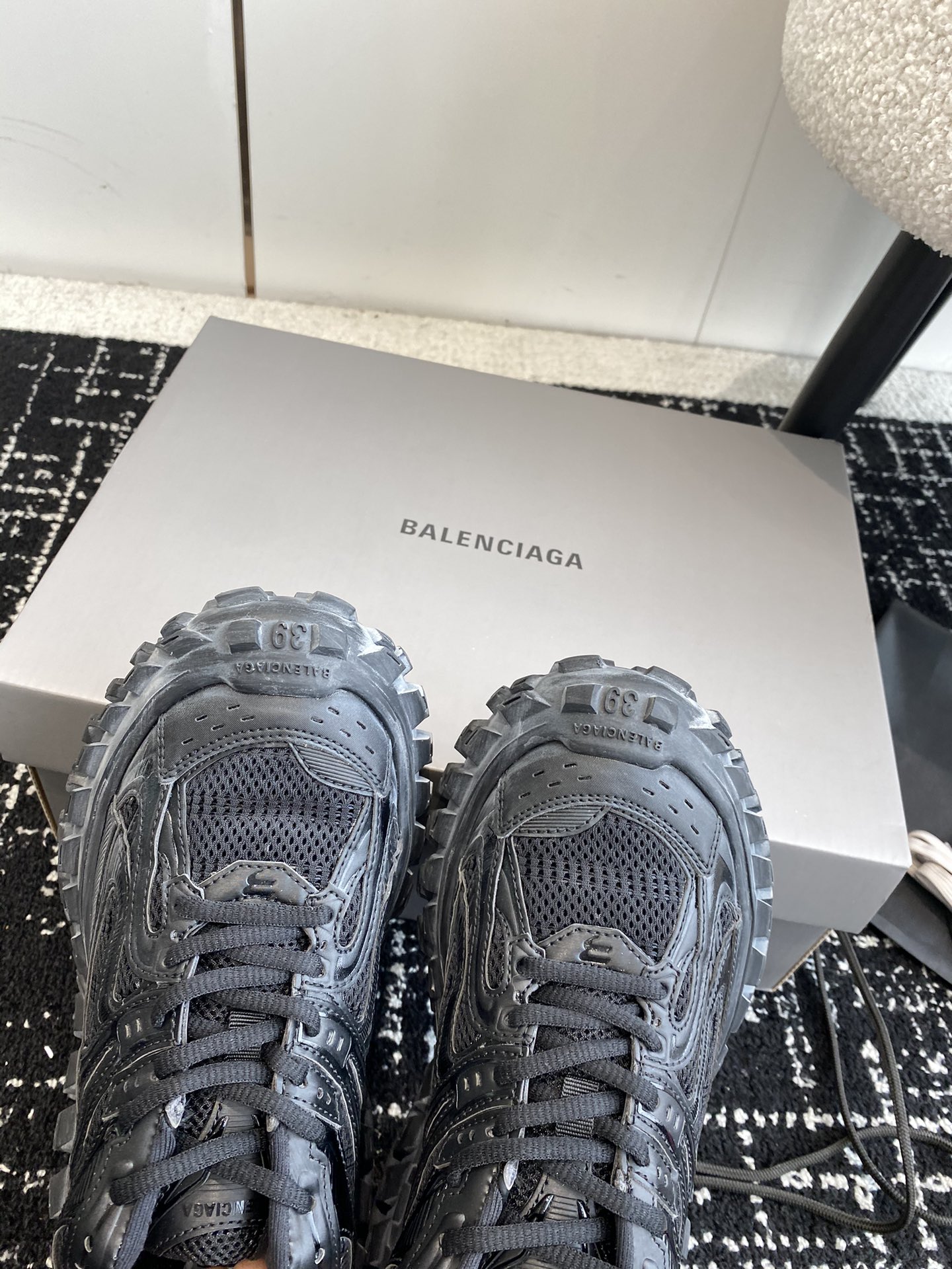 BalenciagaDefender巴黎世家墨绿轮胎鞋做旧原厂原档案开发原盒原标原厂鞋楦打造出原汁原味版