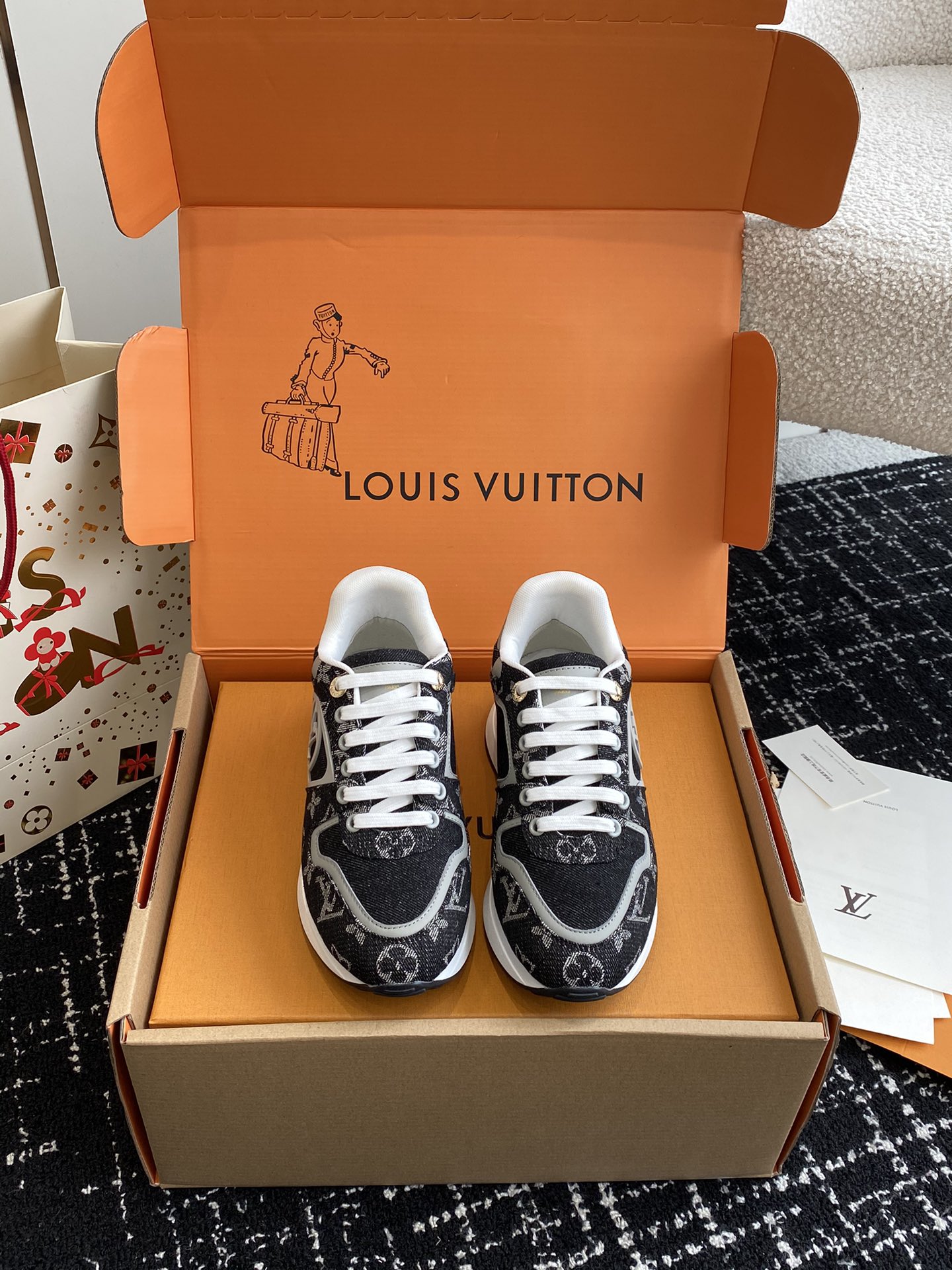 1:1
 Louis Vuitton Shoes Sneakers Unisex Spring/Summer Collection Sweatpants