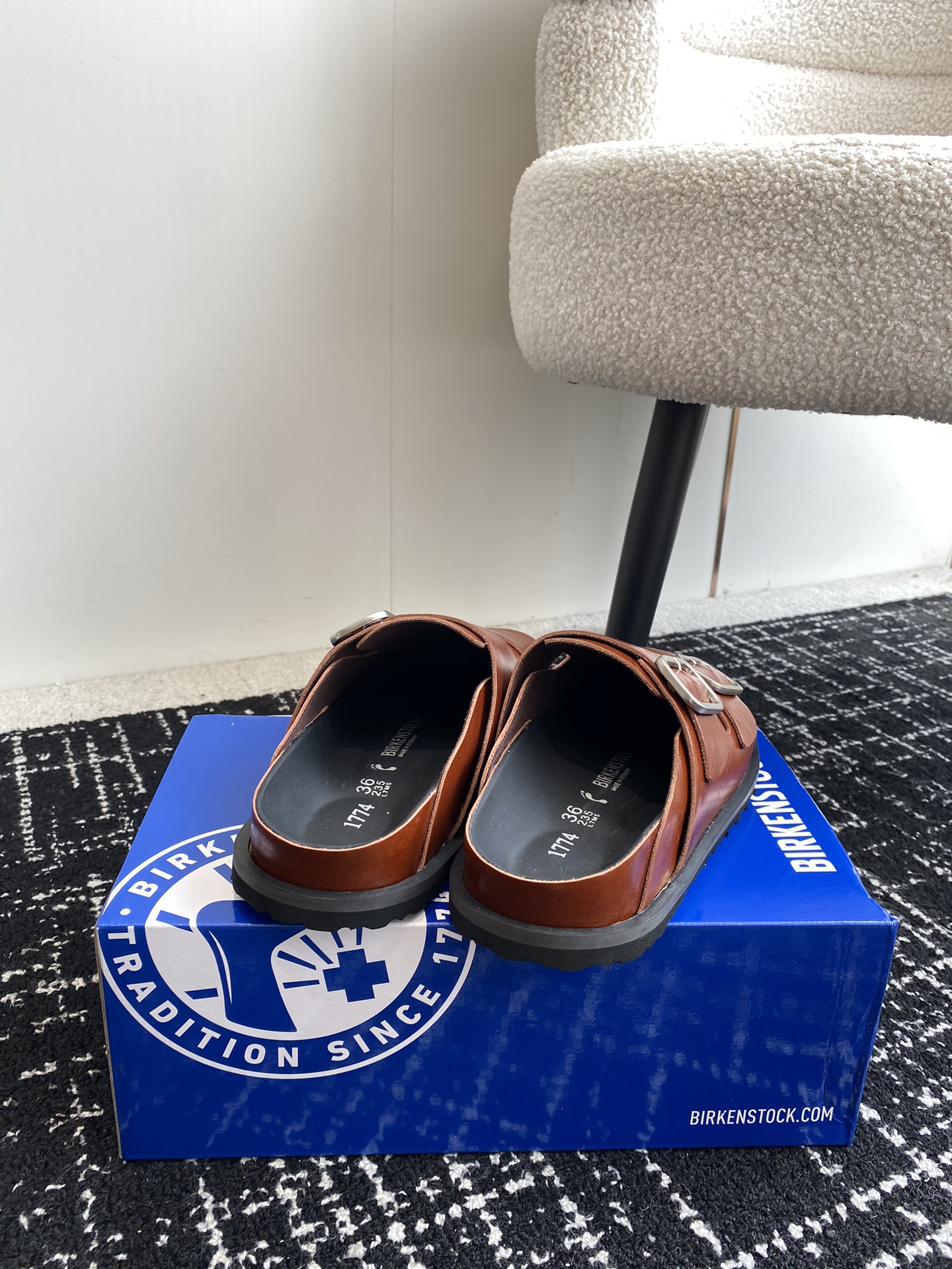 Birkenstock24ss新款这个刚出我就心动了代购找很久才买到货真的一鞋难求真的超级好看姐妹们给我