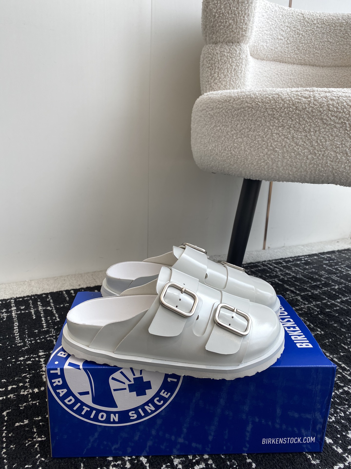 Birkenstock24ss新款这个刚出我就心动了代购找很久才买到货真的一鞋难求真的超级好看姐妹们给我