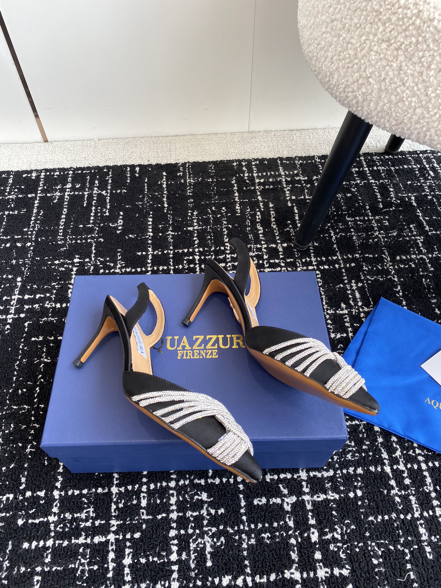 Aquazzura24ss惊艳火爆款菠萝王室贵族的钟爱雍容华贵气质高雅到手如图柜级品质进口真丝pvc透明