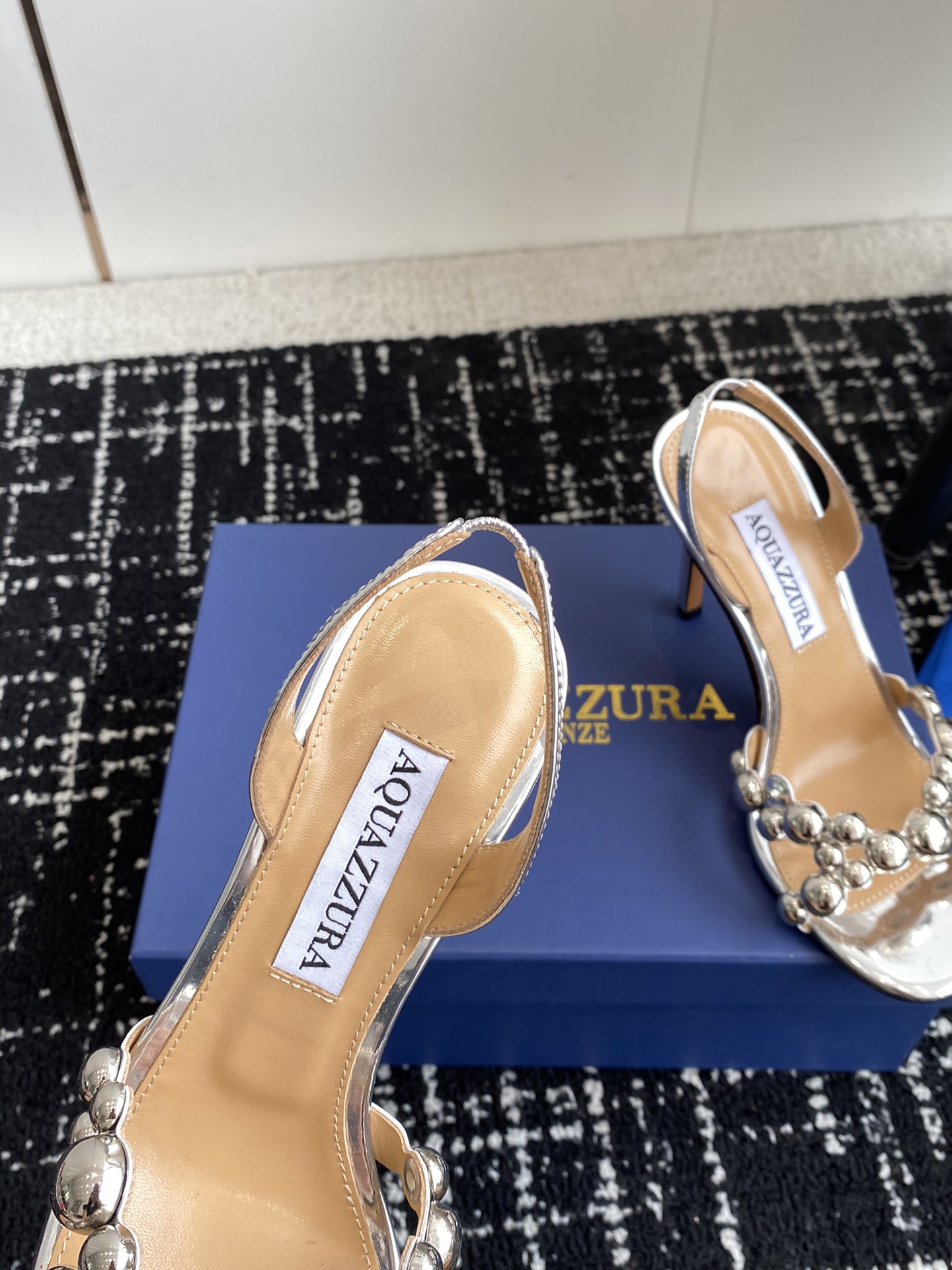 Aquazzura24ss惊艳火爆款菠萝王室贵族的钟爱雍容华贵气质高雅到手如图柜级品质进口羊皮璀璨银色五