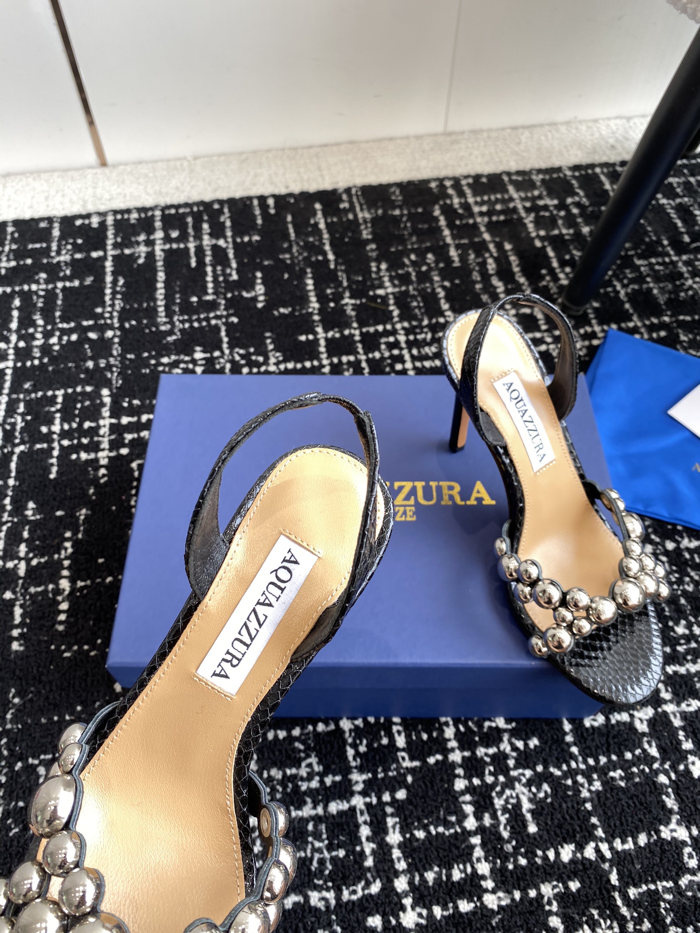 Aquazzura24ss惊艳火爆款菠萝王室贵族的钟爱雍容华贵气质高雅到手如图柜级品质进口羊皮璀璨银色五