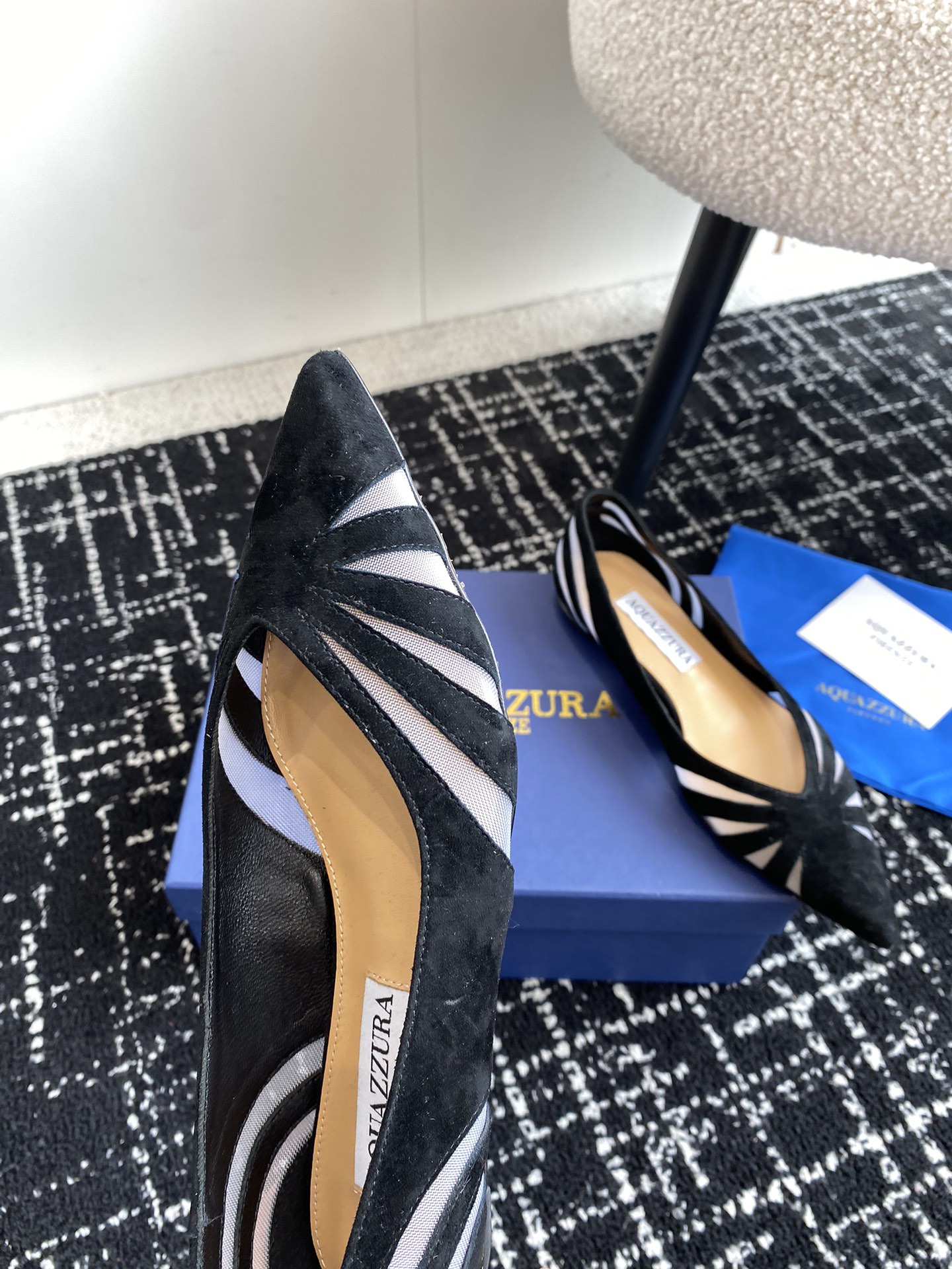 Aquazzura24ss惊艳火爆款菠萝王室贵族的钟爱雍容华贵气质高雅到手如图柜级品质进口麂皮璀璨别致水