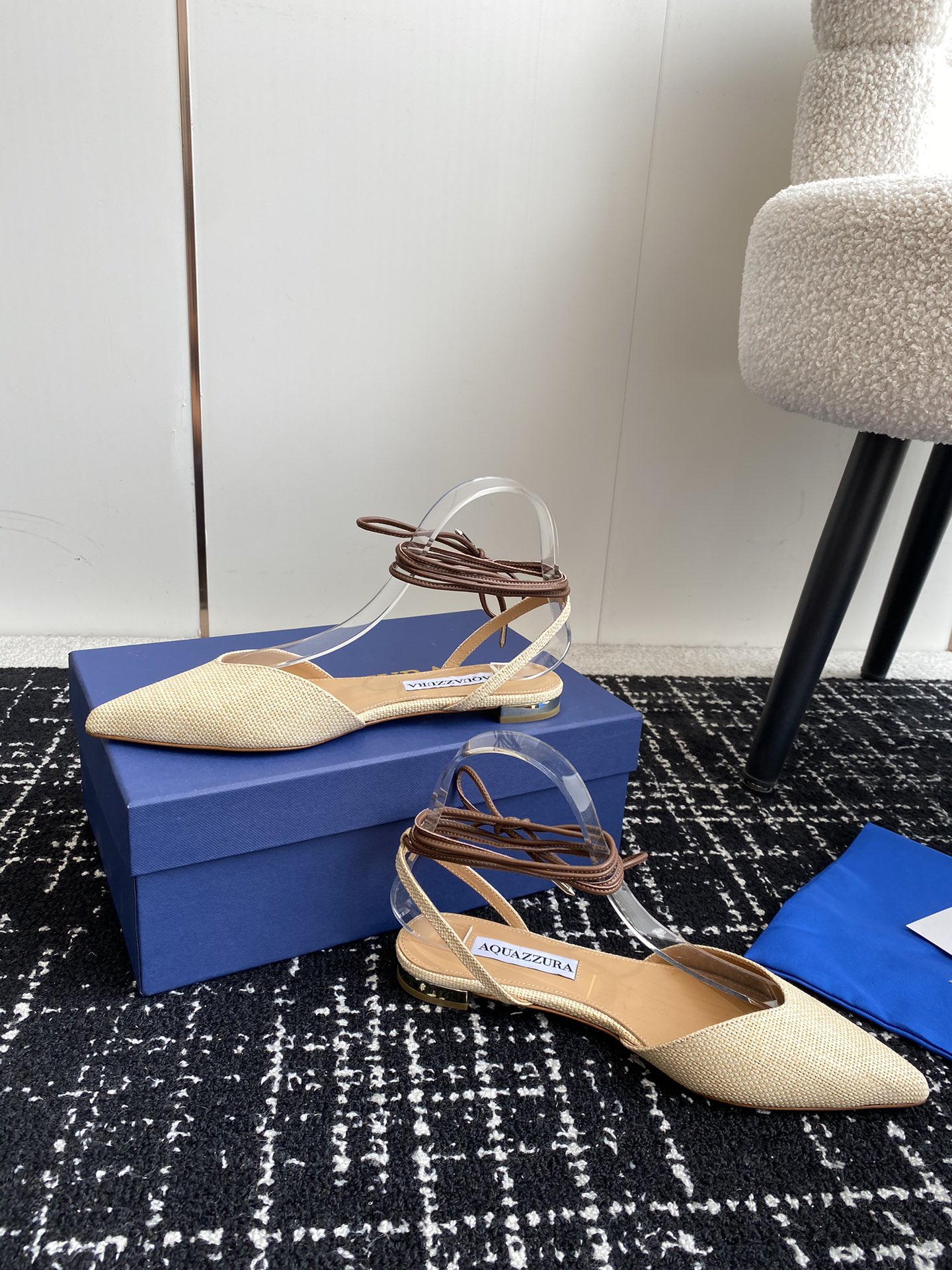 Aquazzura24ss惊艳火爆款菠萝王室贵族的钟爱雍容华贵气质高雅到手如图柜级品质原版开模布料小羊皮