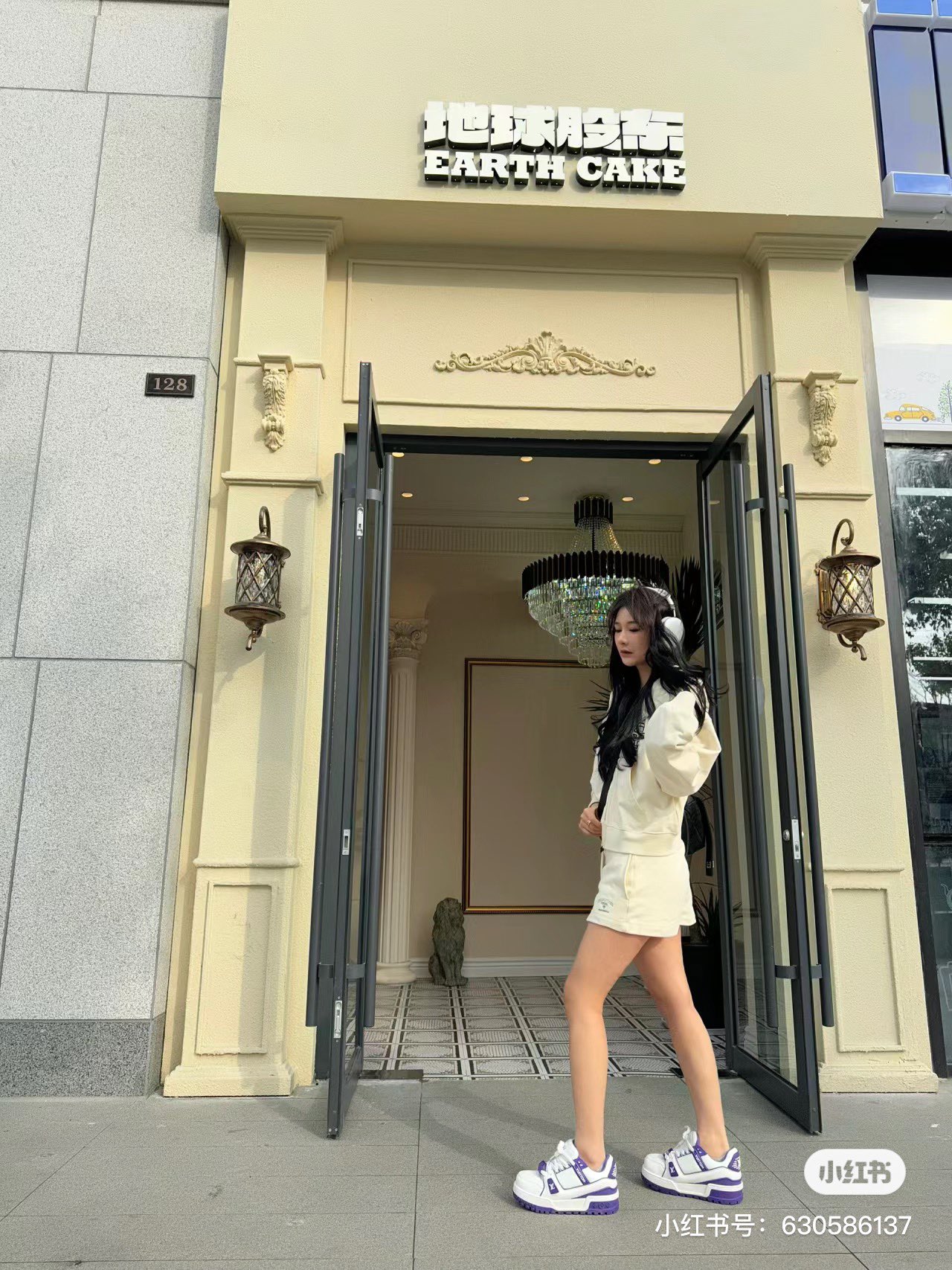 NO:417922,Girls' foot picture reference, casual shoes/sports shoes, sneakers19860909女生 上脚图 参考,休闲鞋/运动鞋,sneakers,Women's Shoes