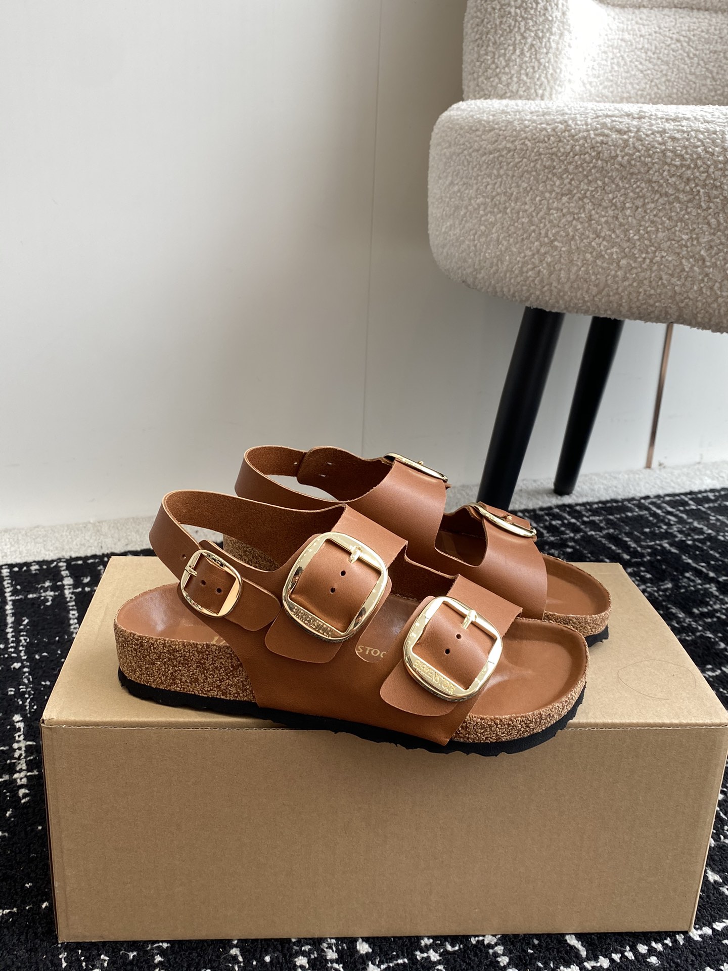 Birkenstock系列凉鞋半拖这两个品牌刚出联名我就心动了代购找很久才买到货真的一鞋难求真的超级好看