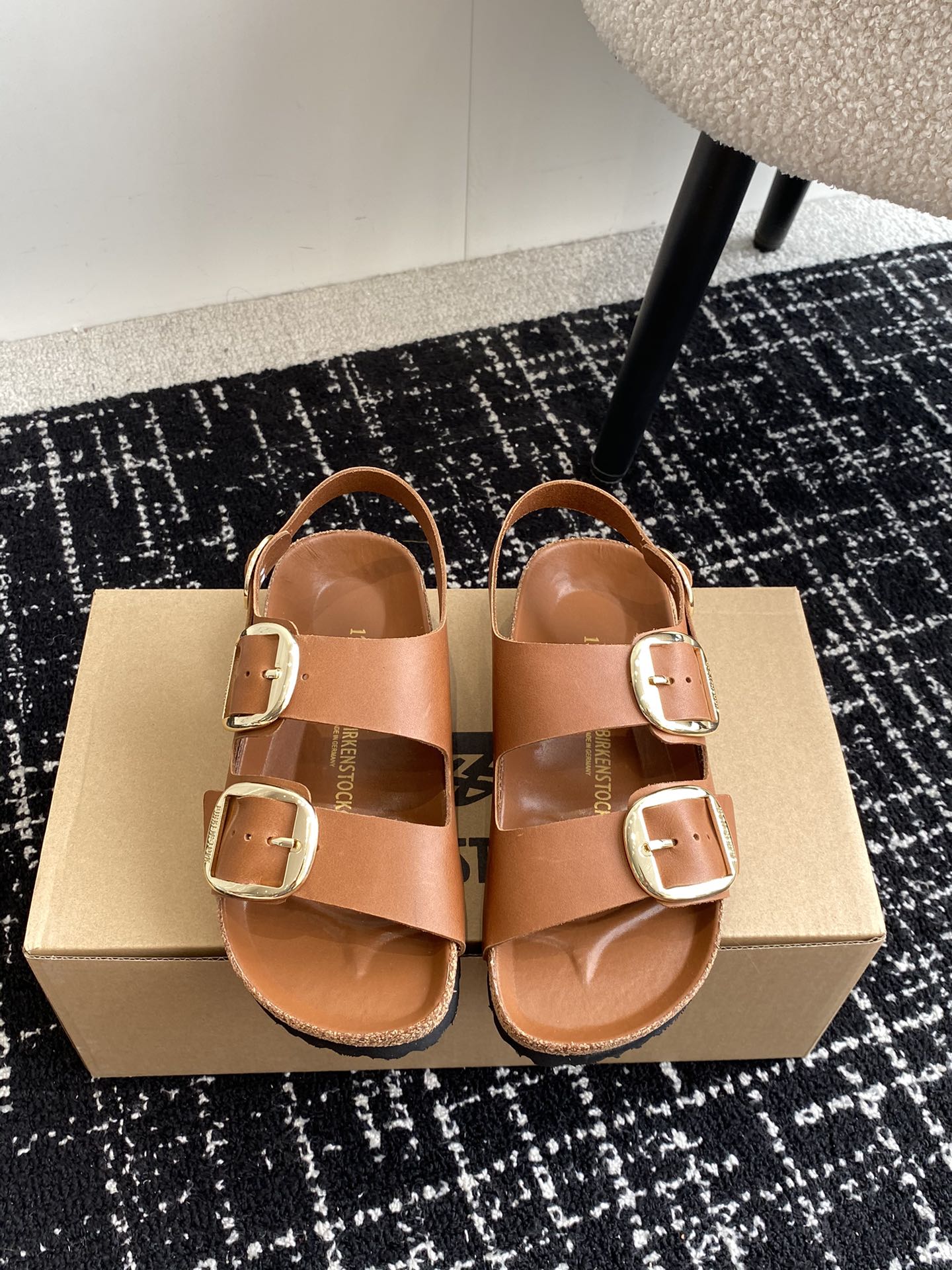 Birkenstock系列凉鞋半拖这两个品牌刚出联名我就心动了代购找很久才买到货真的一鞋难求真的超级好看