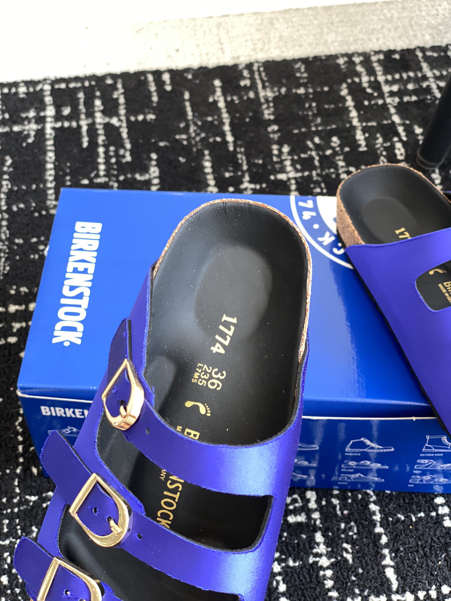 Birkenstock系列拖鞋这两个品牌刚出联名我就心动了代购找很久才买到货真的一鞋难求真的超级好看姐妹