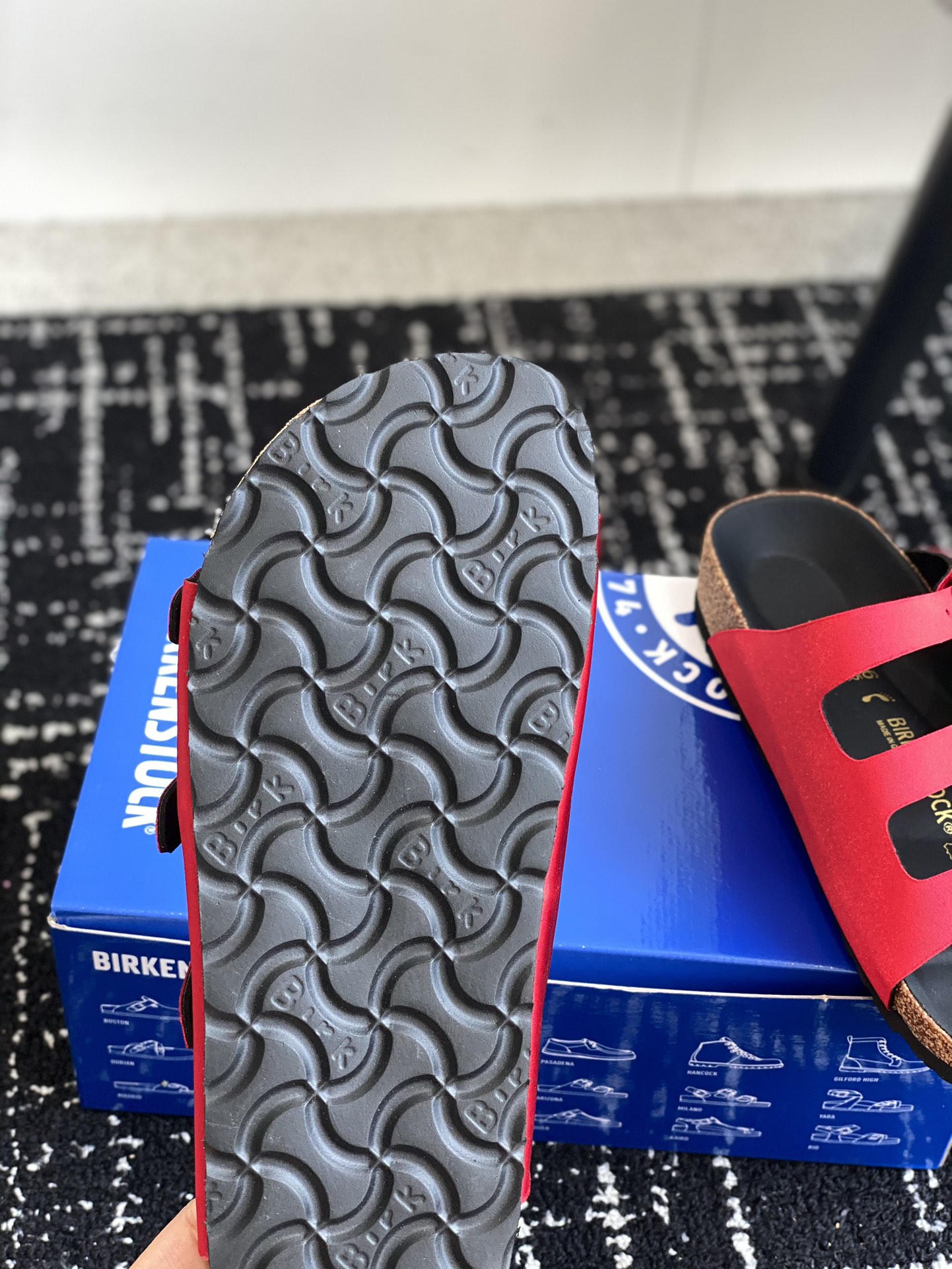 Birkenstock系列拖鞋这两个品牌刚出联名我就心动了代购找很久才买到货真的一鞋难求真的超级好看姐妹