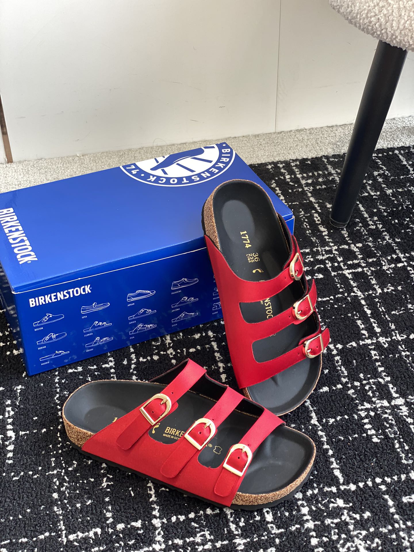 Birkenstock系列拖鞋这两个品牌刚出联名我就心动了代购找很久才买到货真的一鞋难求真的超级好看姐妹