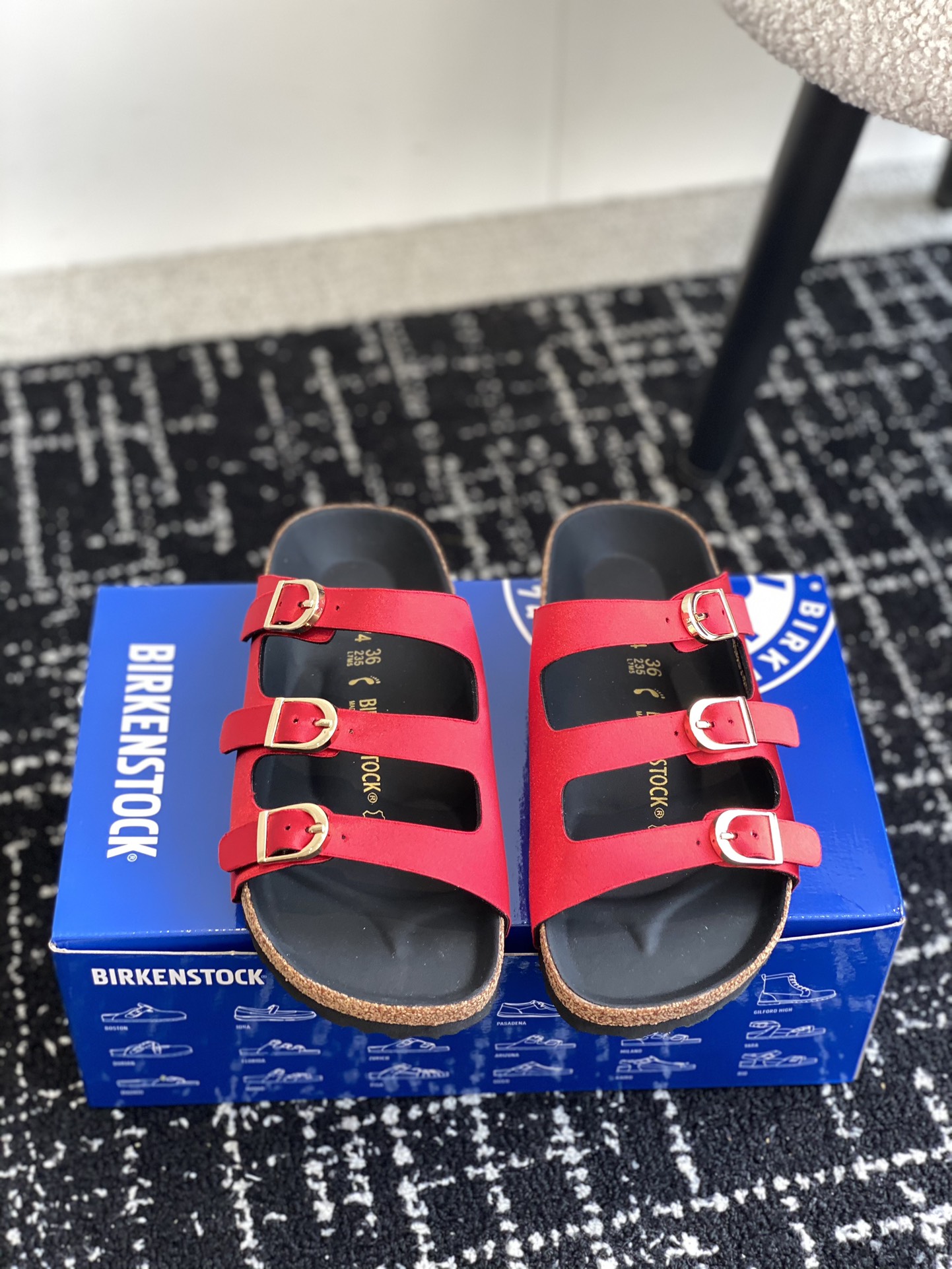 Birkenstock系列拖鞋这两个品牌刚出联名我就心动了代购找很久才买到货真的一鞋难求真的超级好看姐妹