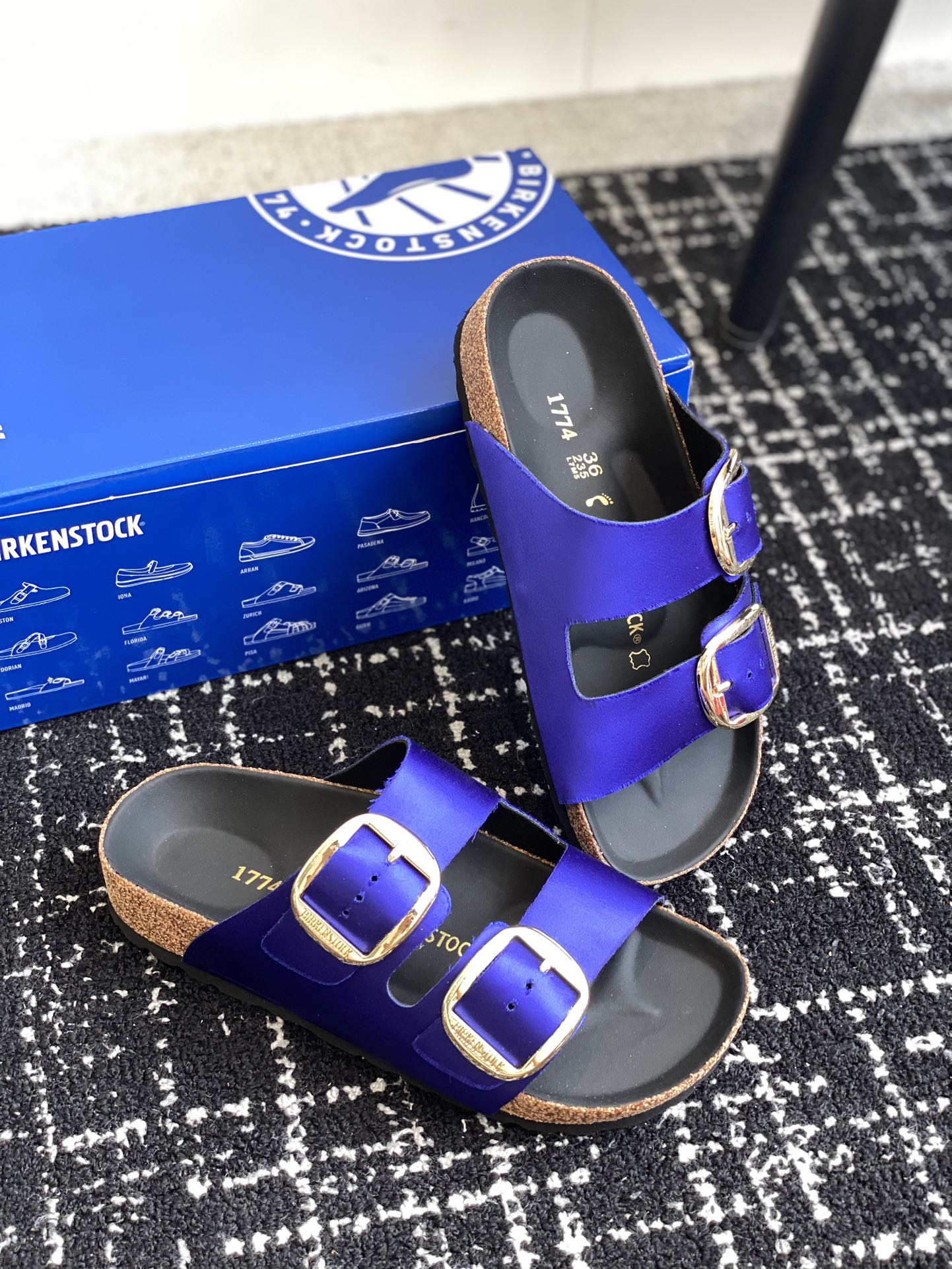 Birkenstock系列拖鞋这两个品牌刚出联名我就心动了代购找很久才买到货真的一鞋难求真的超级好看姐妹