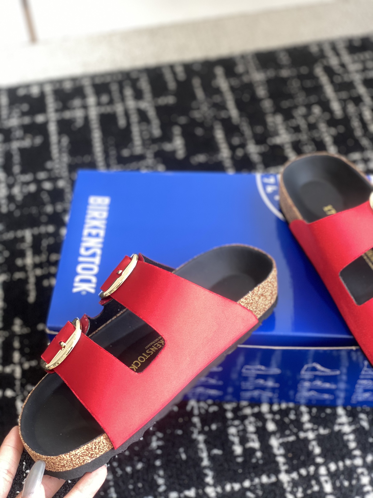 Birkenstock系列拖鞋这两个品牌刚出联名我就心动了代购找很久才买到货真的一鞋难求真的超级好看姐妹