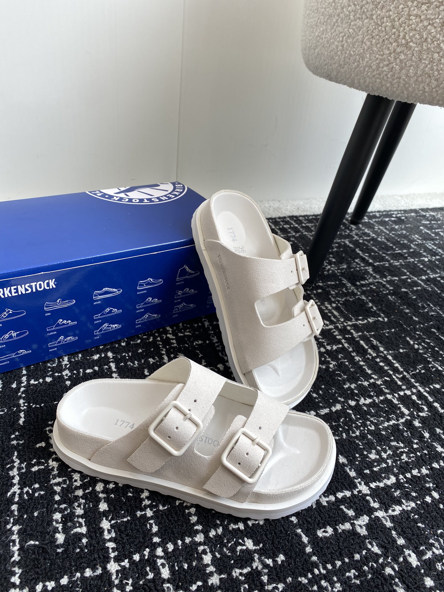 情侣款Birkenstock24ss新款1774系列半拖这两个品牌刚出联名我就心动了代购找很久才买到货真