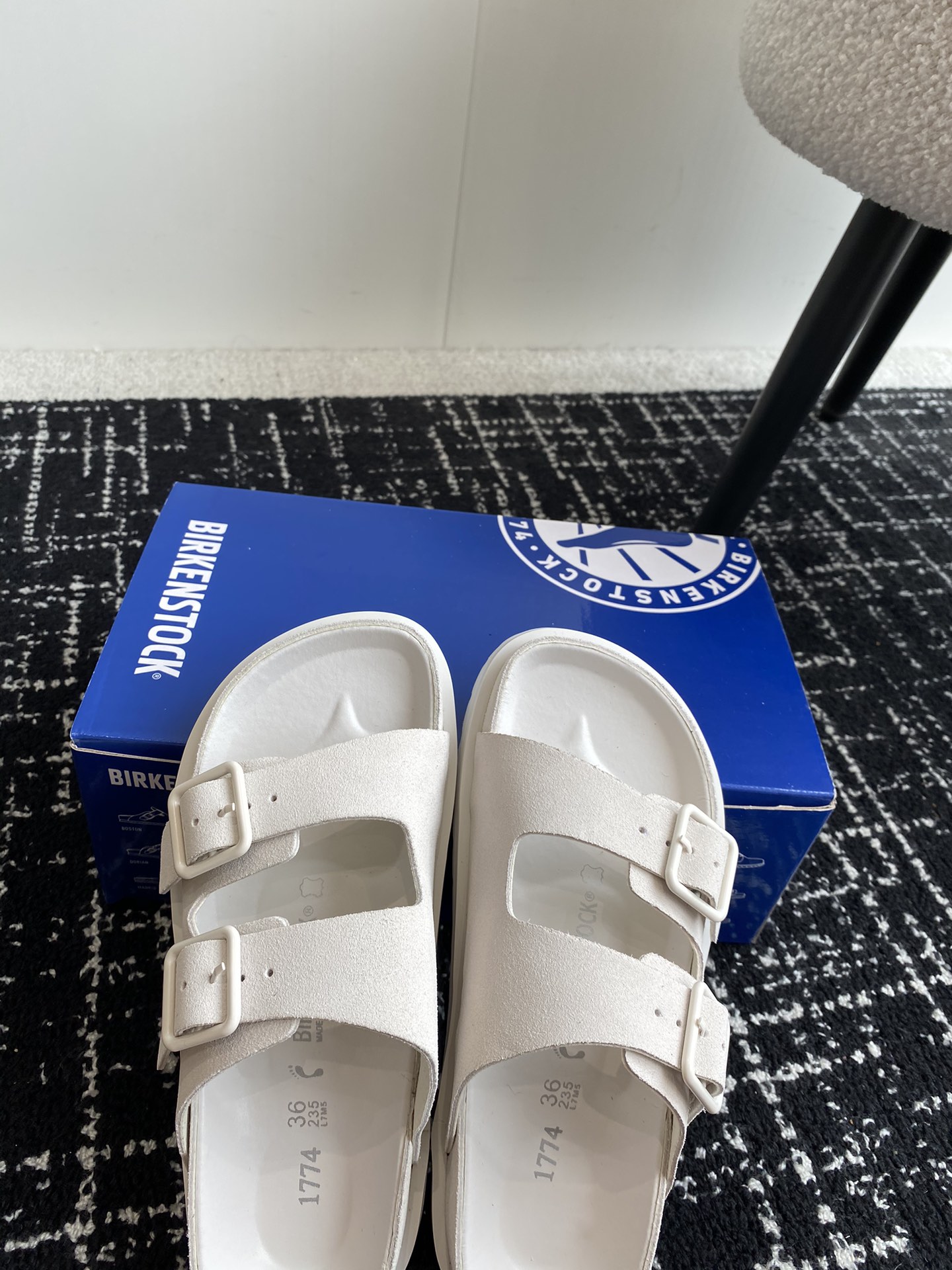 情侣款Birkenstock24ss新款1774系列半拖这两个品牌刚出联名我就心动了代购找很久才买到货真