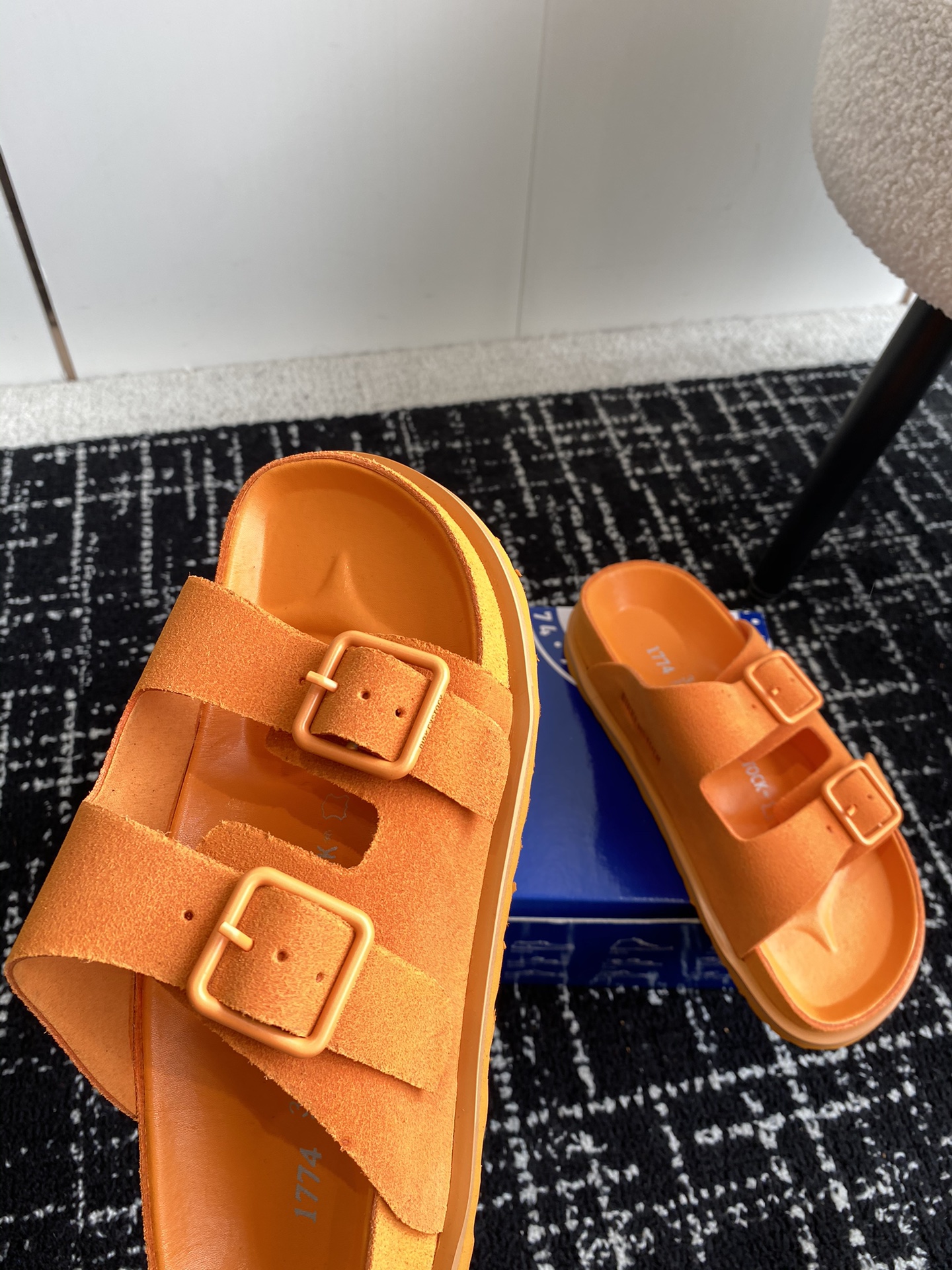 情侣款Birkenstock24ss新款1774系列半拖这两个品牌刚出联名我就心动了代购找很久才买到货真