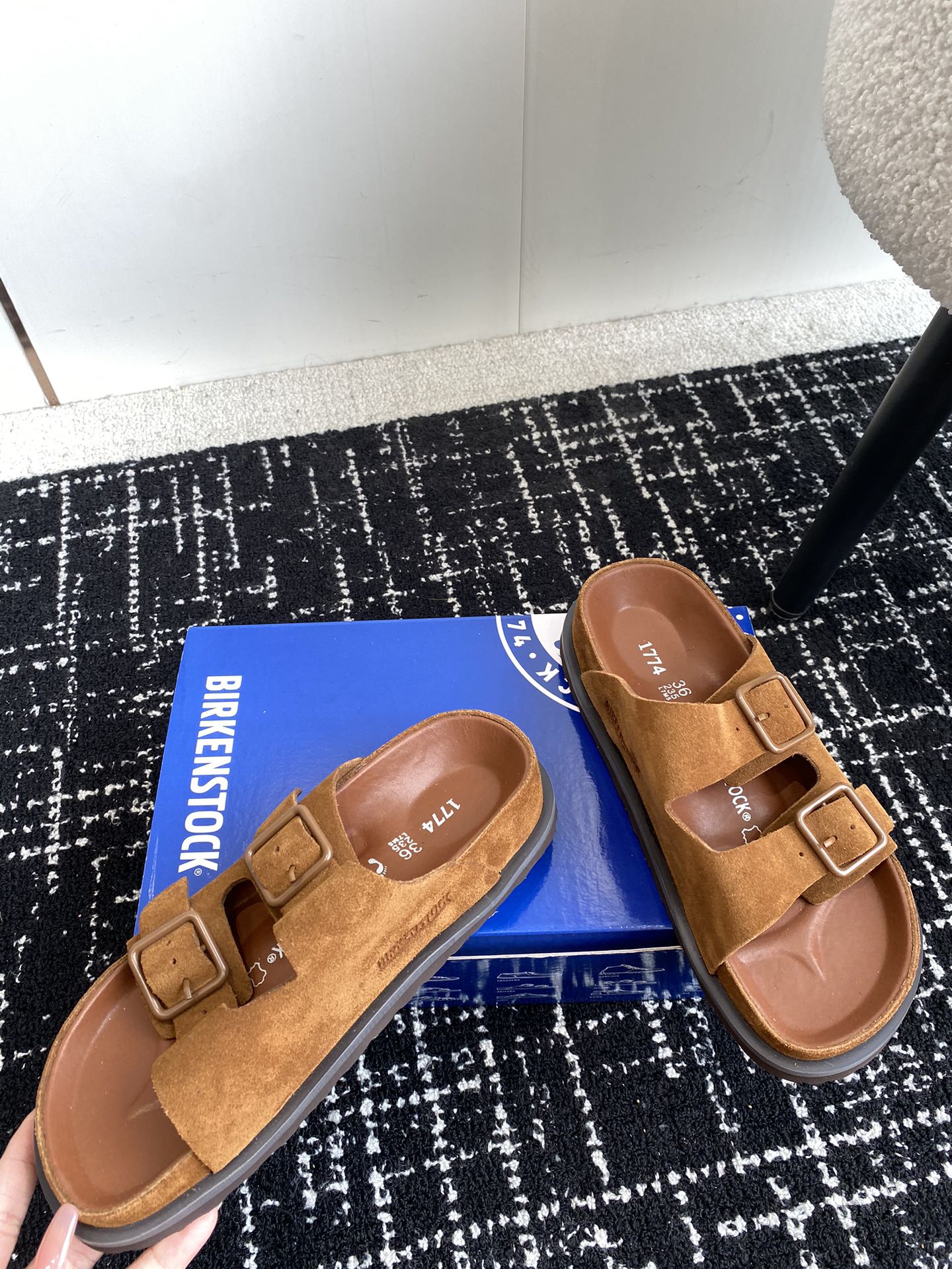 情侣款Birkenstock24ss新款1774系列半拖这两个品牌刚出联名我就心动了代购找很久才买到货真