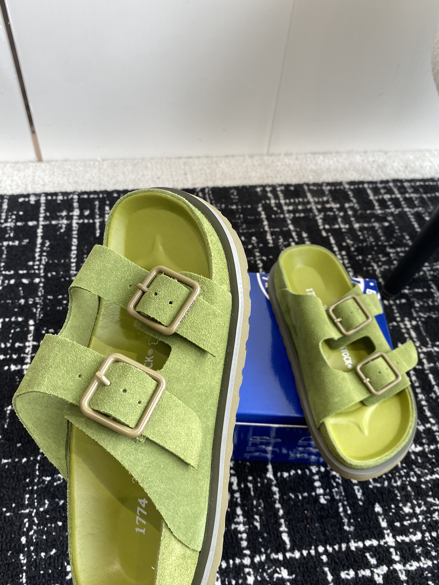 情侣款Birkenstock24ss新款1774系列半拖这两个品牌刚出联名我就心动了代购找很久才买到货真