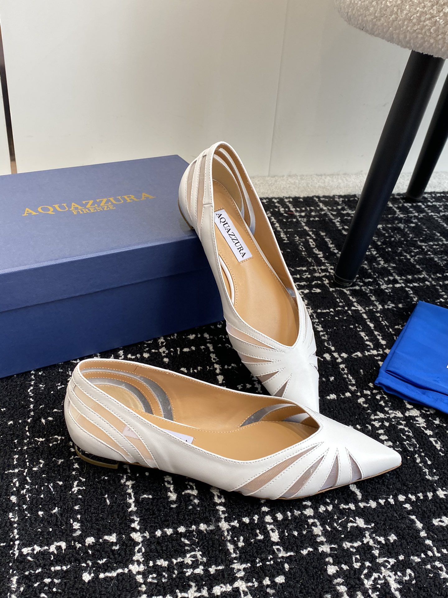 Aquazzura24ss惊艳火爆款菠萝王室贵族的钟爱雍容华贵气质高雅到手如图柜级品质面料进口羊皮/原版