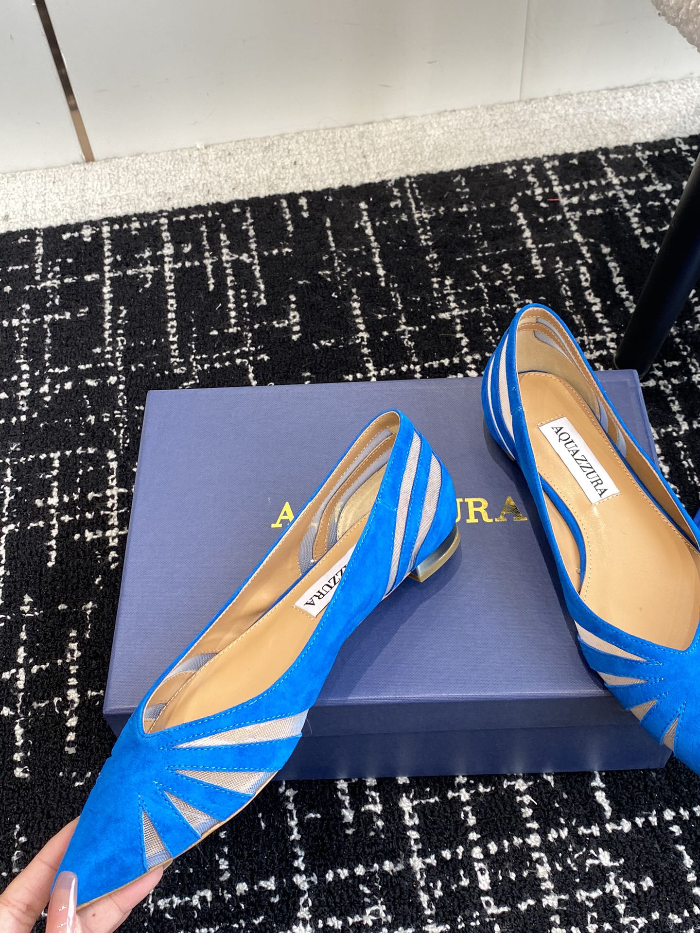 Aquazzura24ss惊艳火爆款菠萝王室贵族的钟爱雍容华贵气质高雅到手如图柜级品质面料进口麂皮/原版