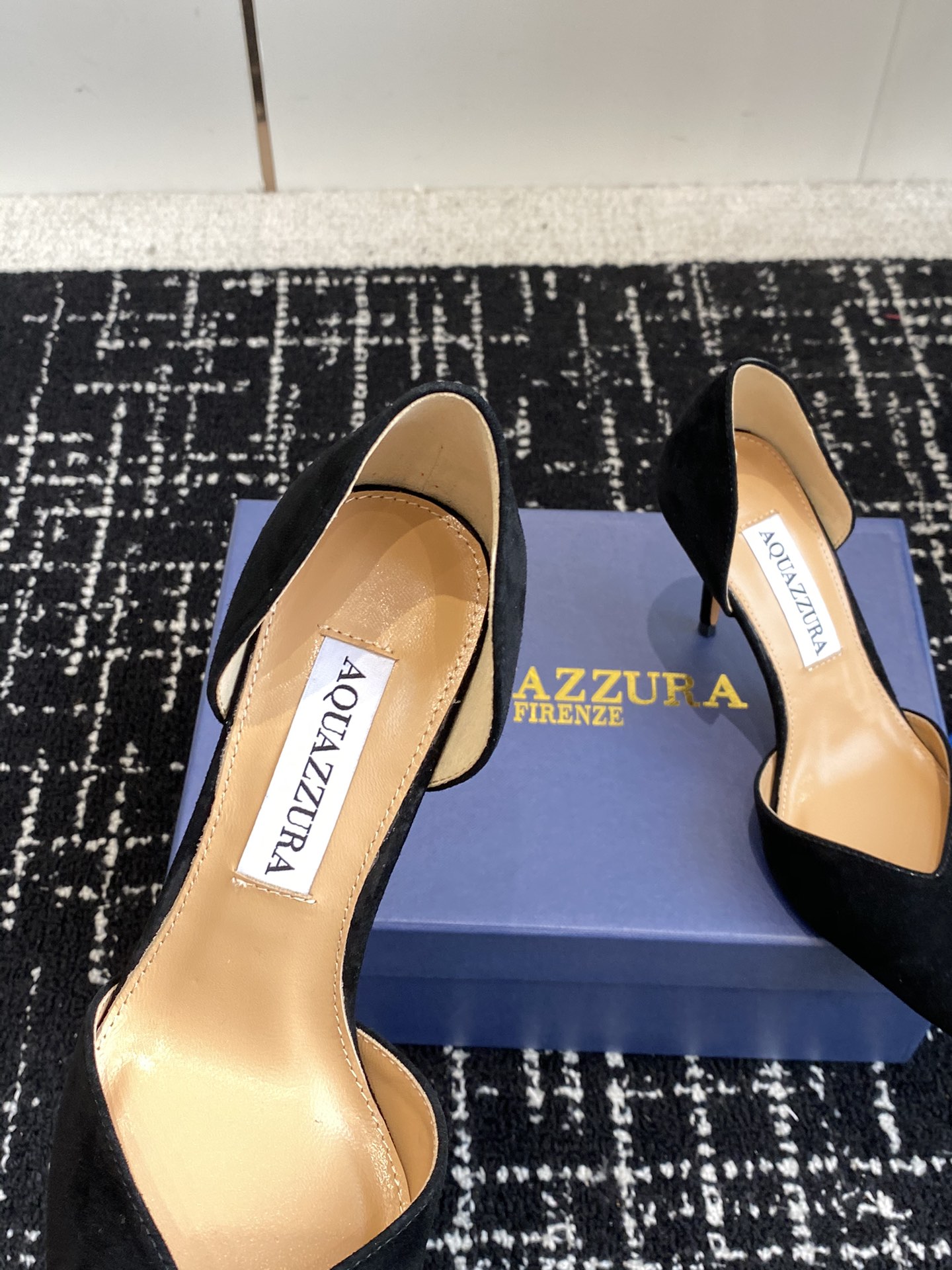 Aquazzura24ss惊艳火爆款菠萝王室贵族的钟爱雍容华贵气质高雅到手如图柜级品质面料进口麂皮/进口